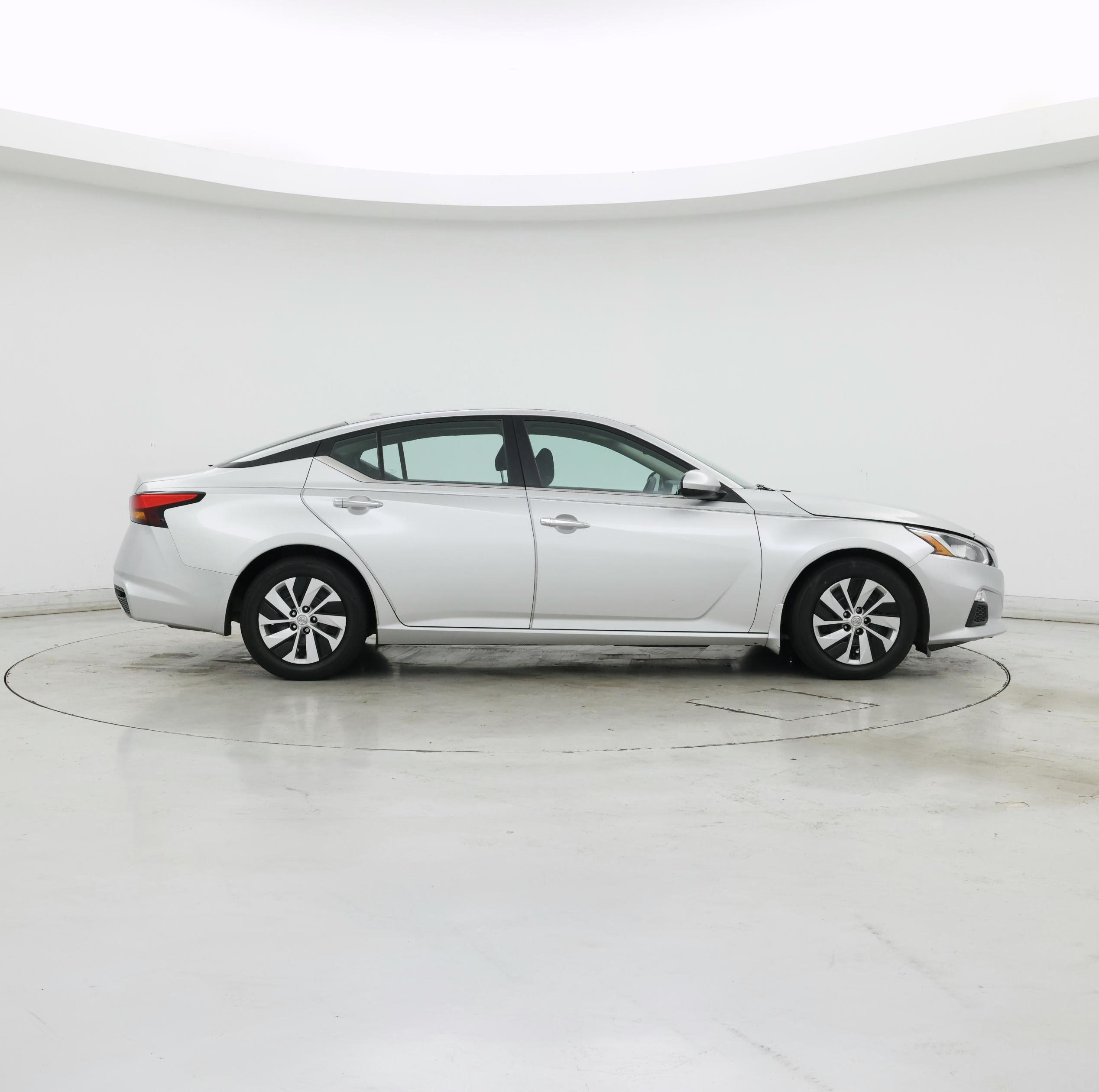 Thumbnail: 2019 Nissan Altima - 7