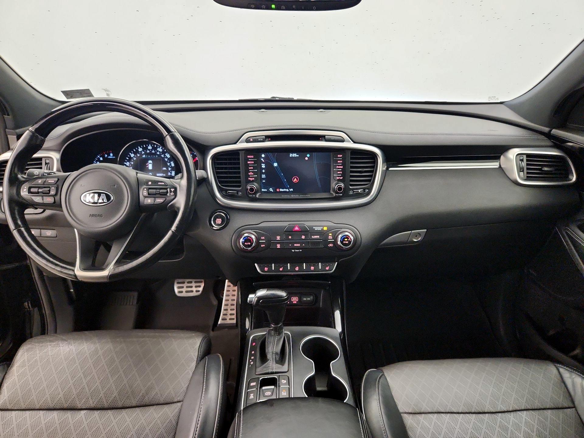 Thumbnail: 2016 Kia Sorento - 9
