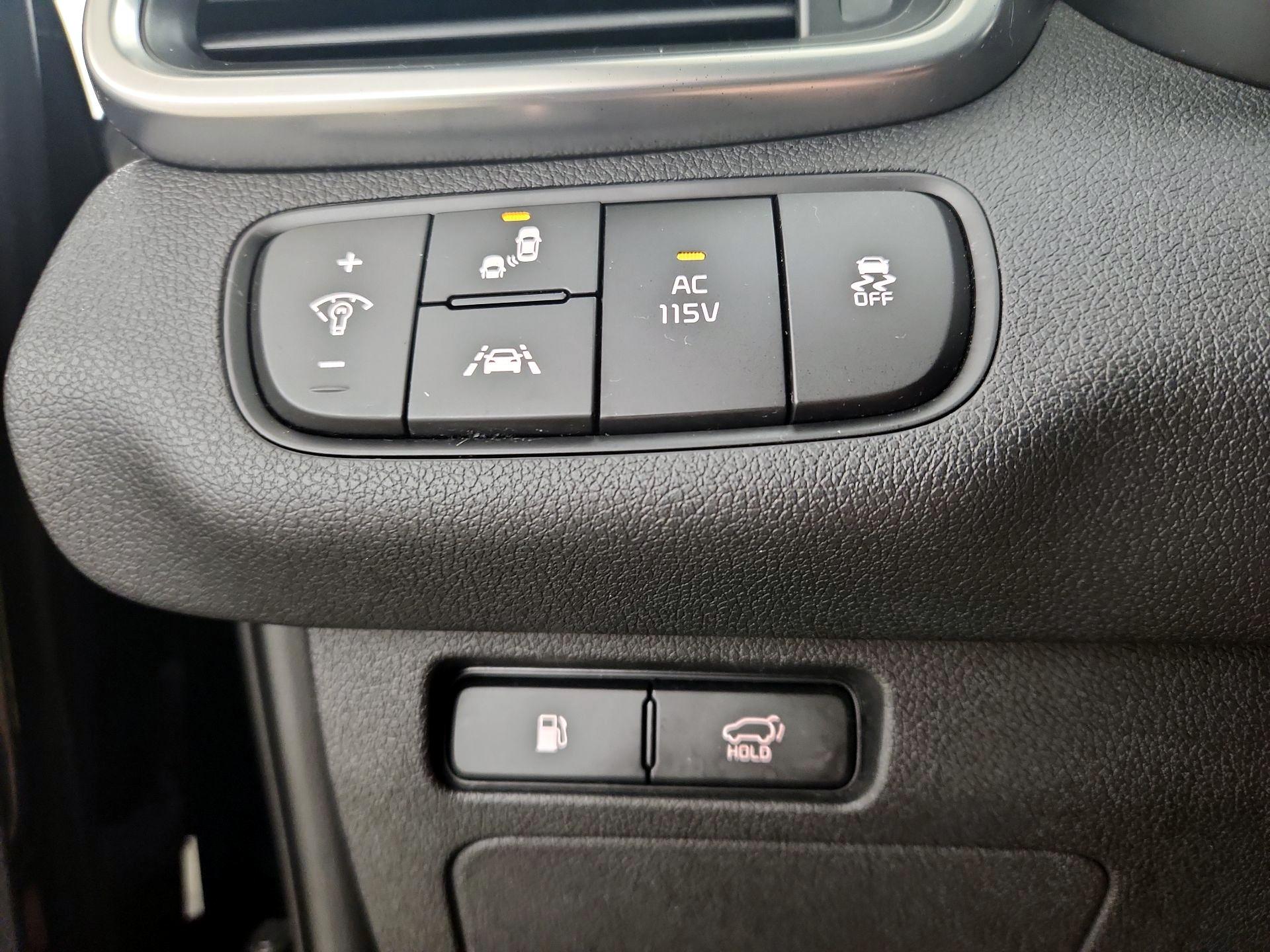 Thumbnail: 2016 Kia Sorento - 13