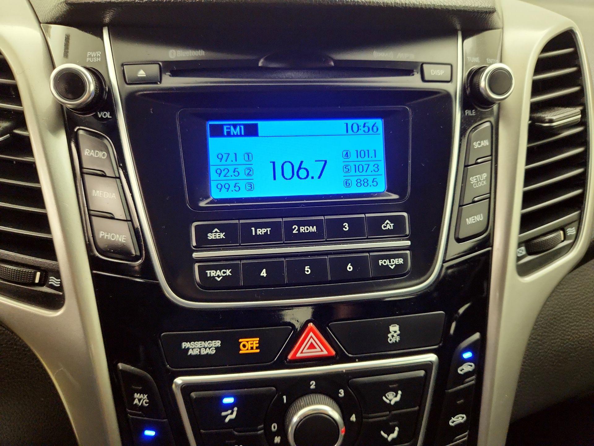 Thumbnail: 2016 Hyundai Elantra - 14