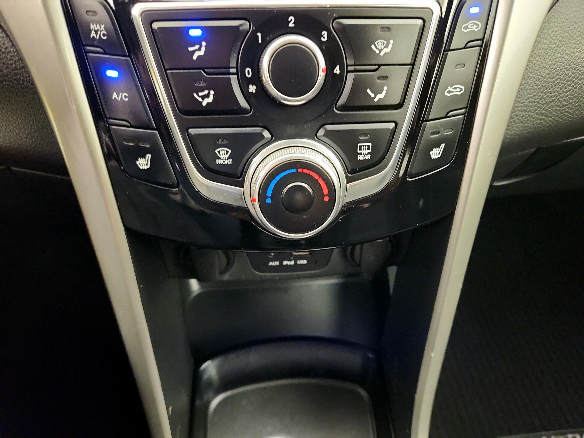 Thumbnail: 2016 Hyundai Elantra - 15