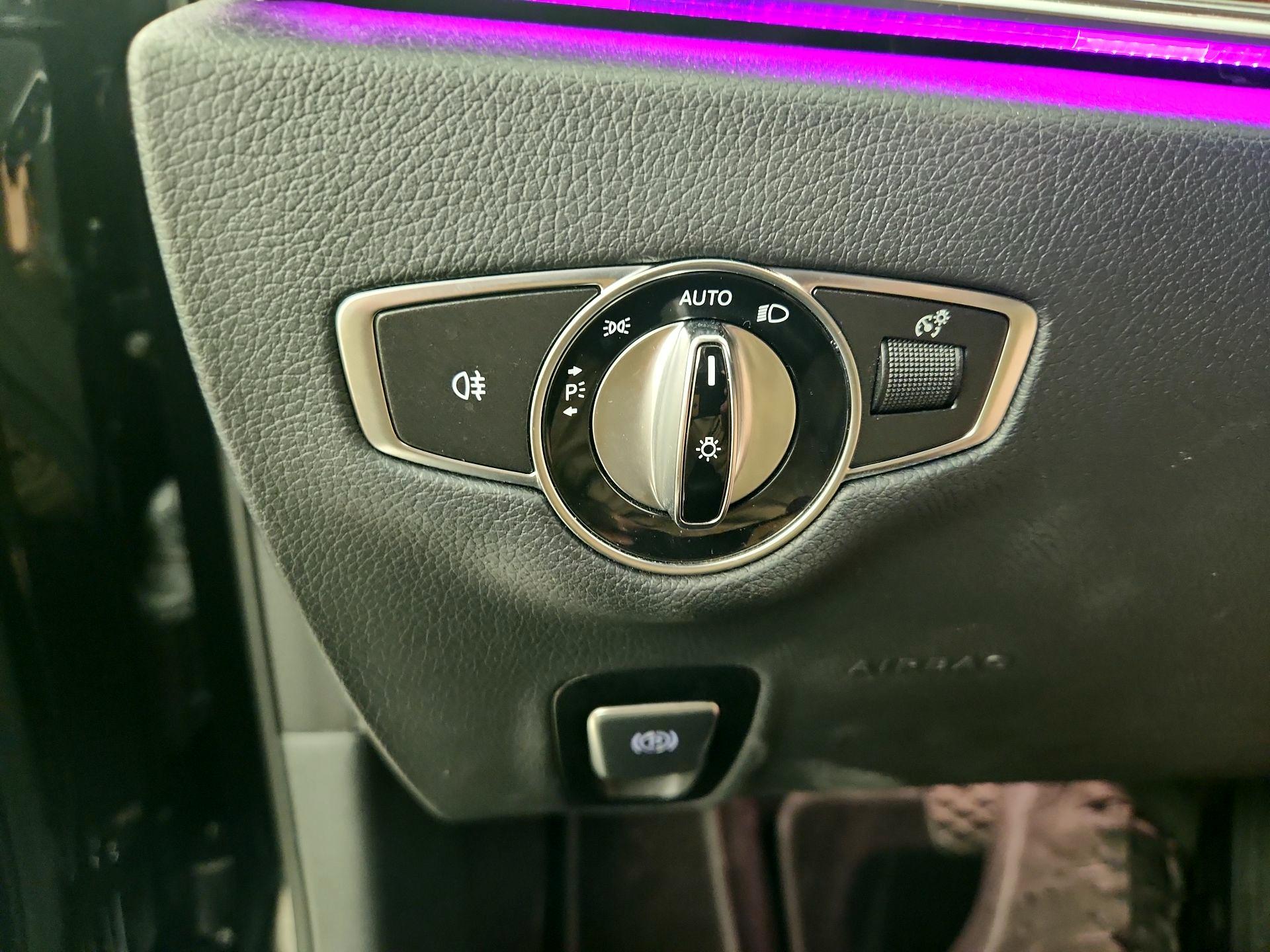 Thumbnail: 2019 Mercedes-Benz E-Class - 13