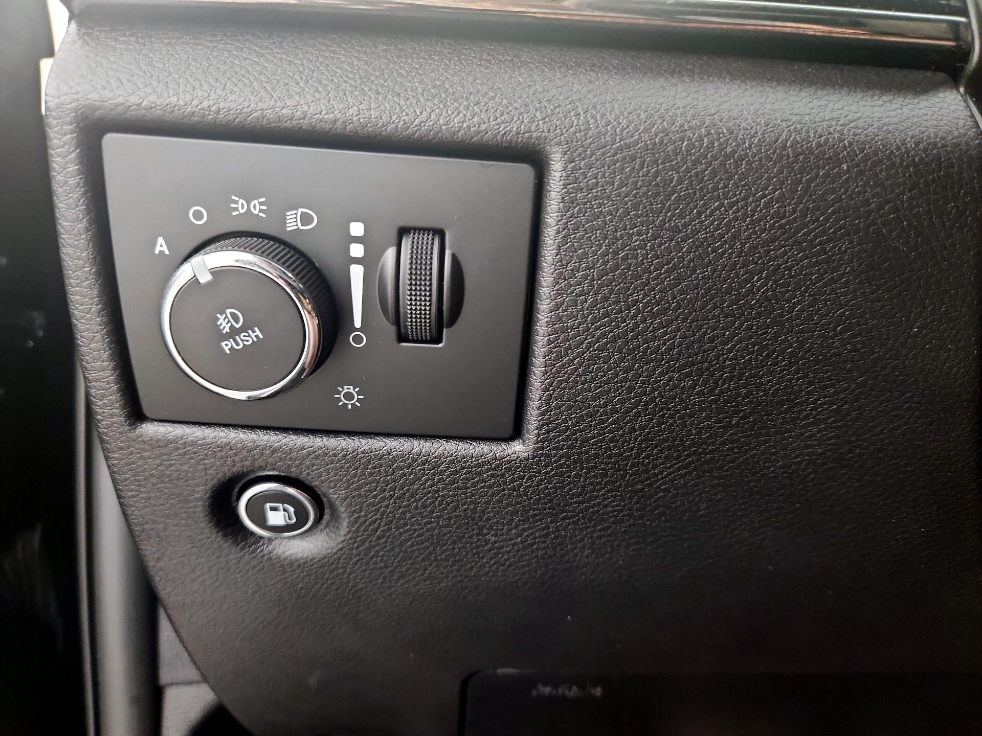 Thumbnail: 2019 Jeep Grand Cherokee - 13