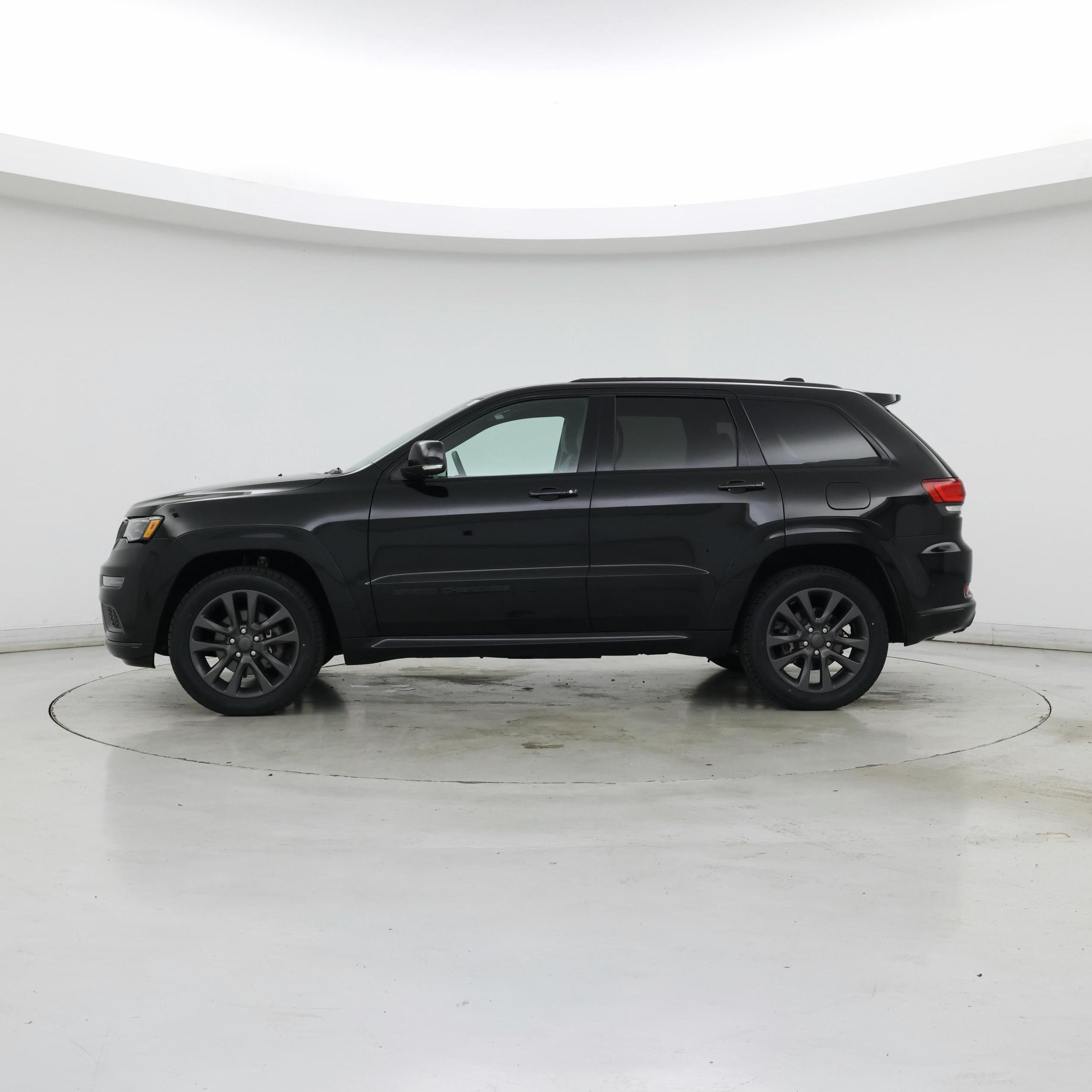 Thumbnail: 2019 Jeep Grand Cherokee - 3