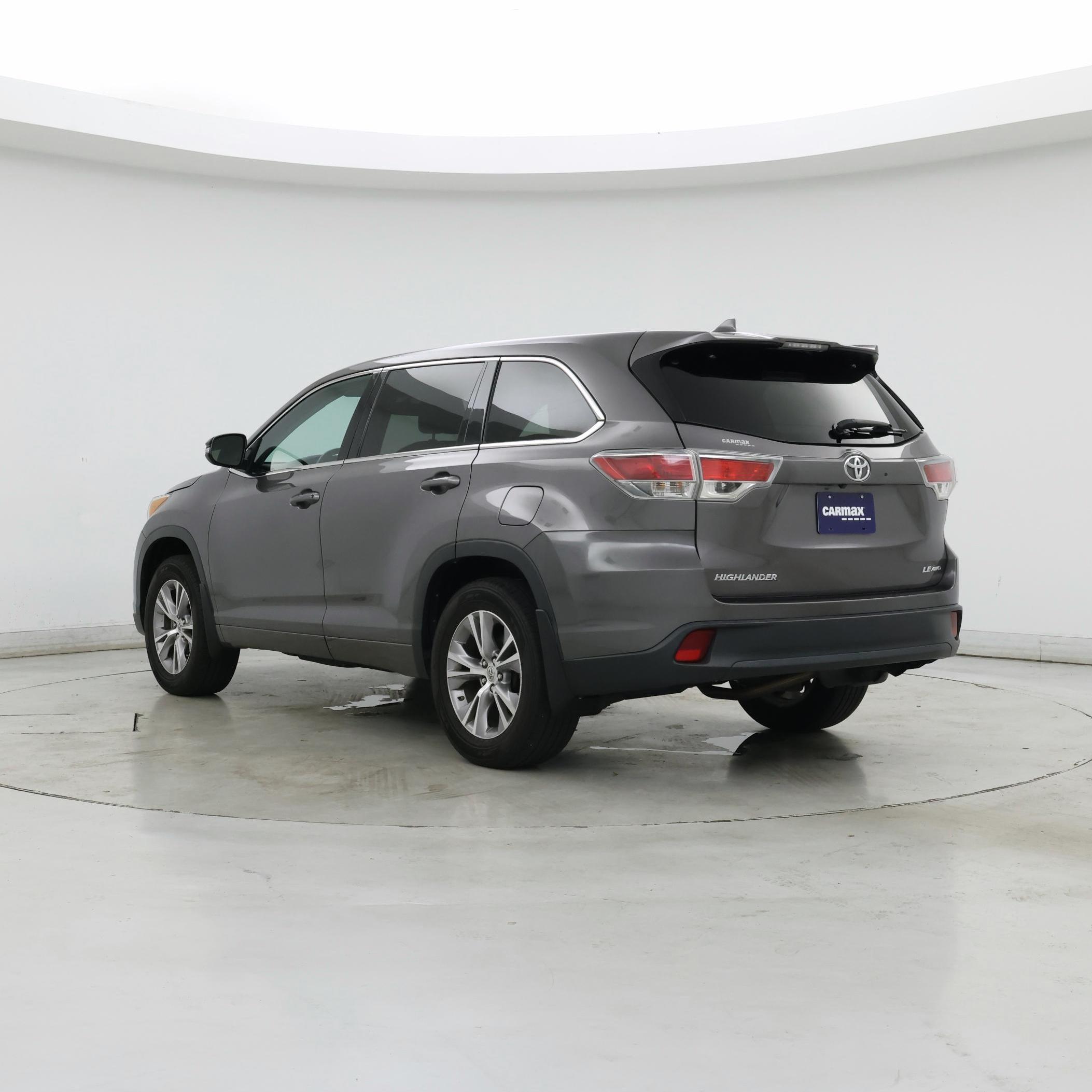 Thumbnail: 2015 Toyota Highlander - 2