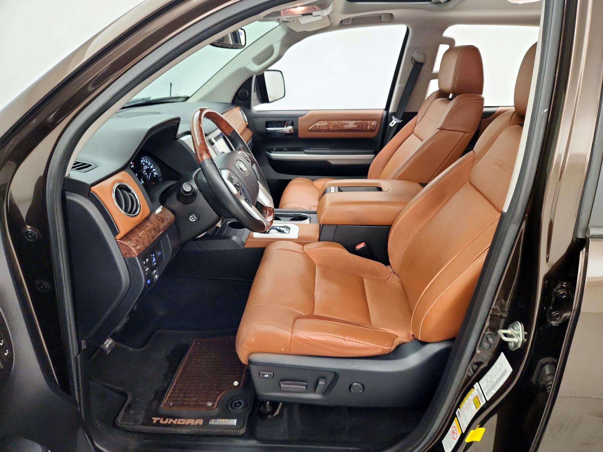 Thumbnail: 2018 Toyota Tundra - 11