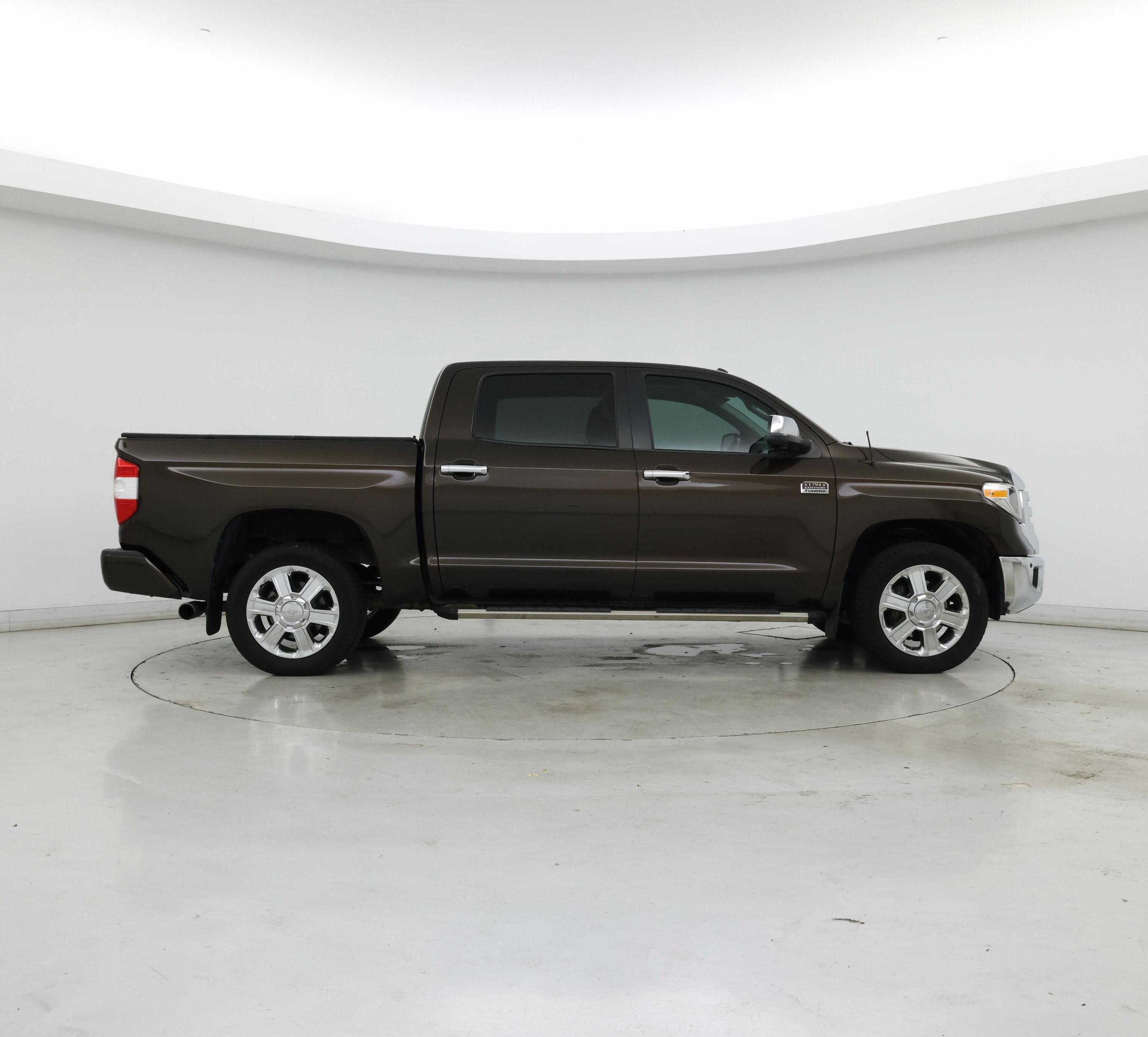 Thumbnail: 2018 Toyota Tundra - 7