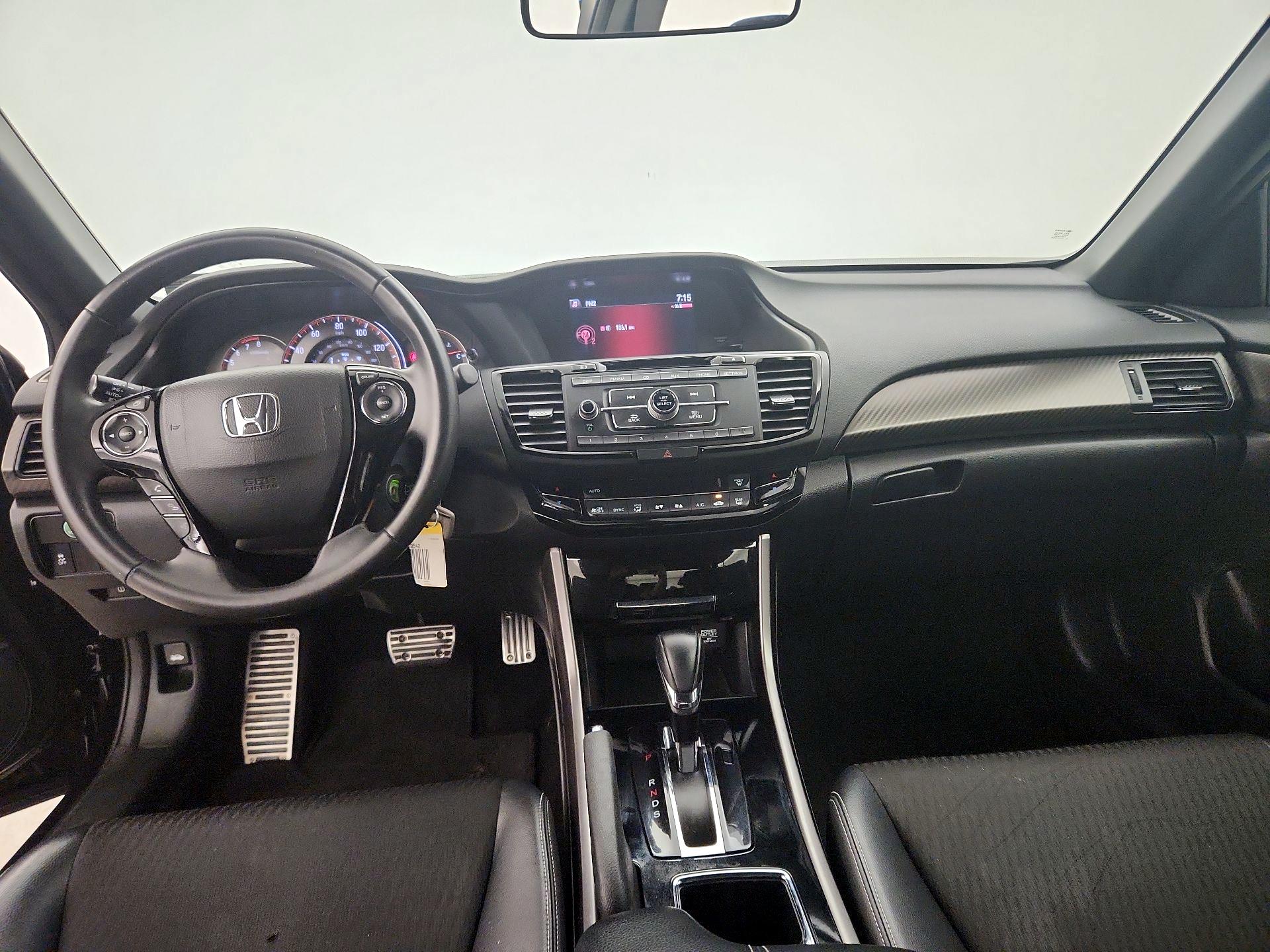 Thumbnail: 2017 Honda Accord - 9