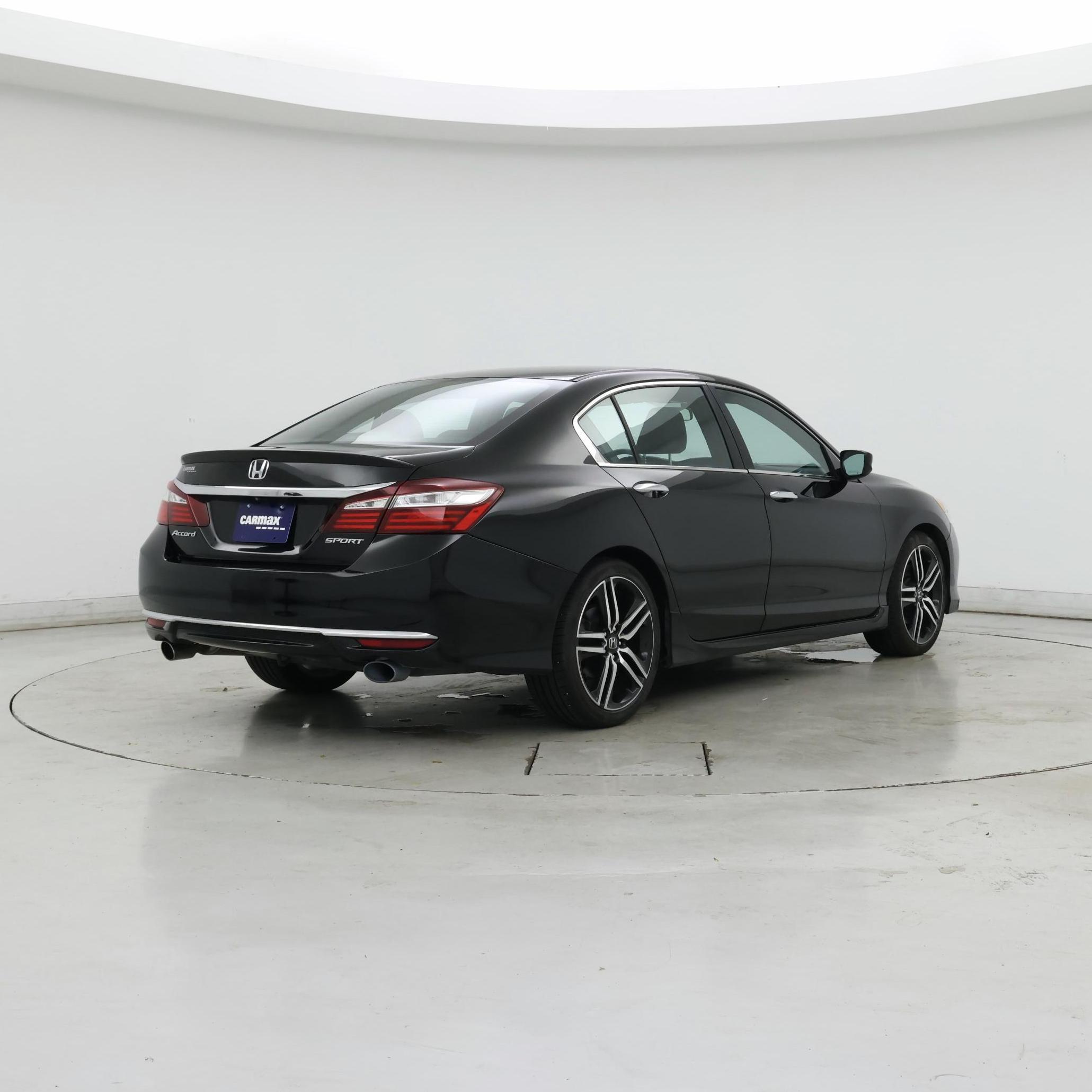 Thumbnail: 2017 Honda Accord - 8