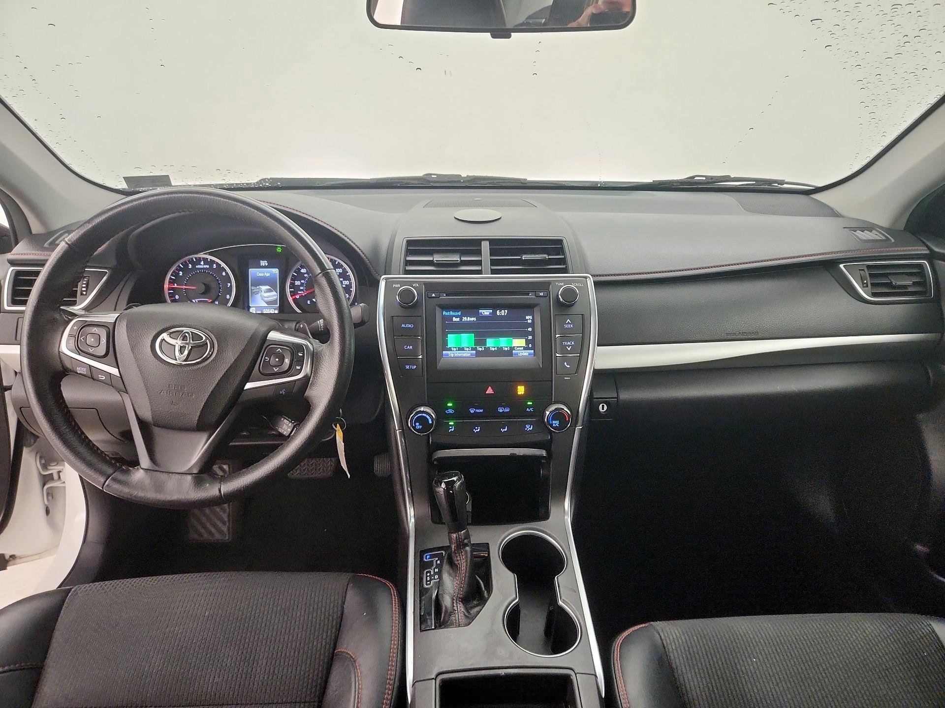 Thumbnail: 2017 Toyota Camry - 9