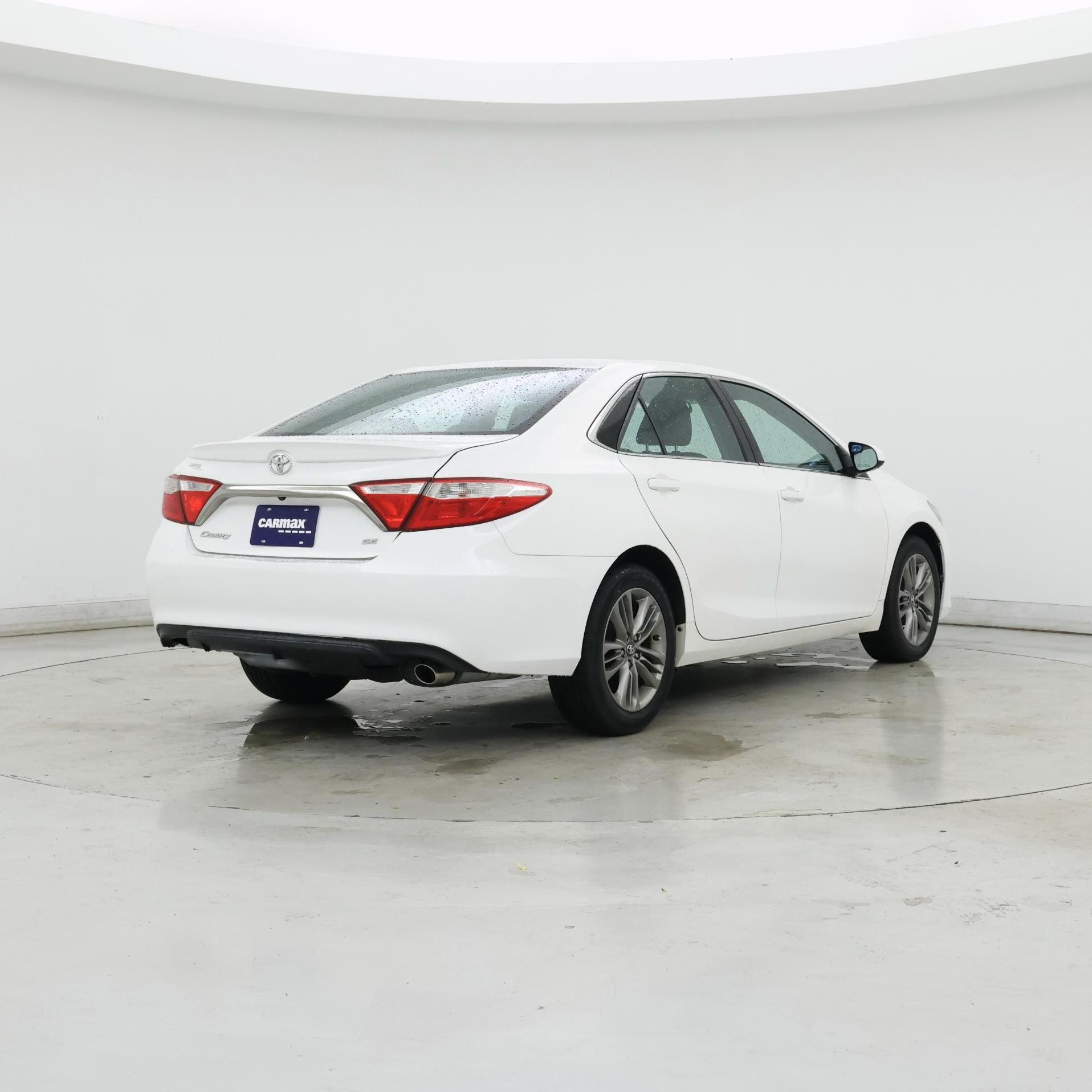 Thumbnail: 2017 Toyota Camry - 8