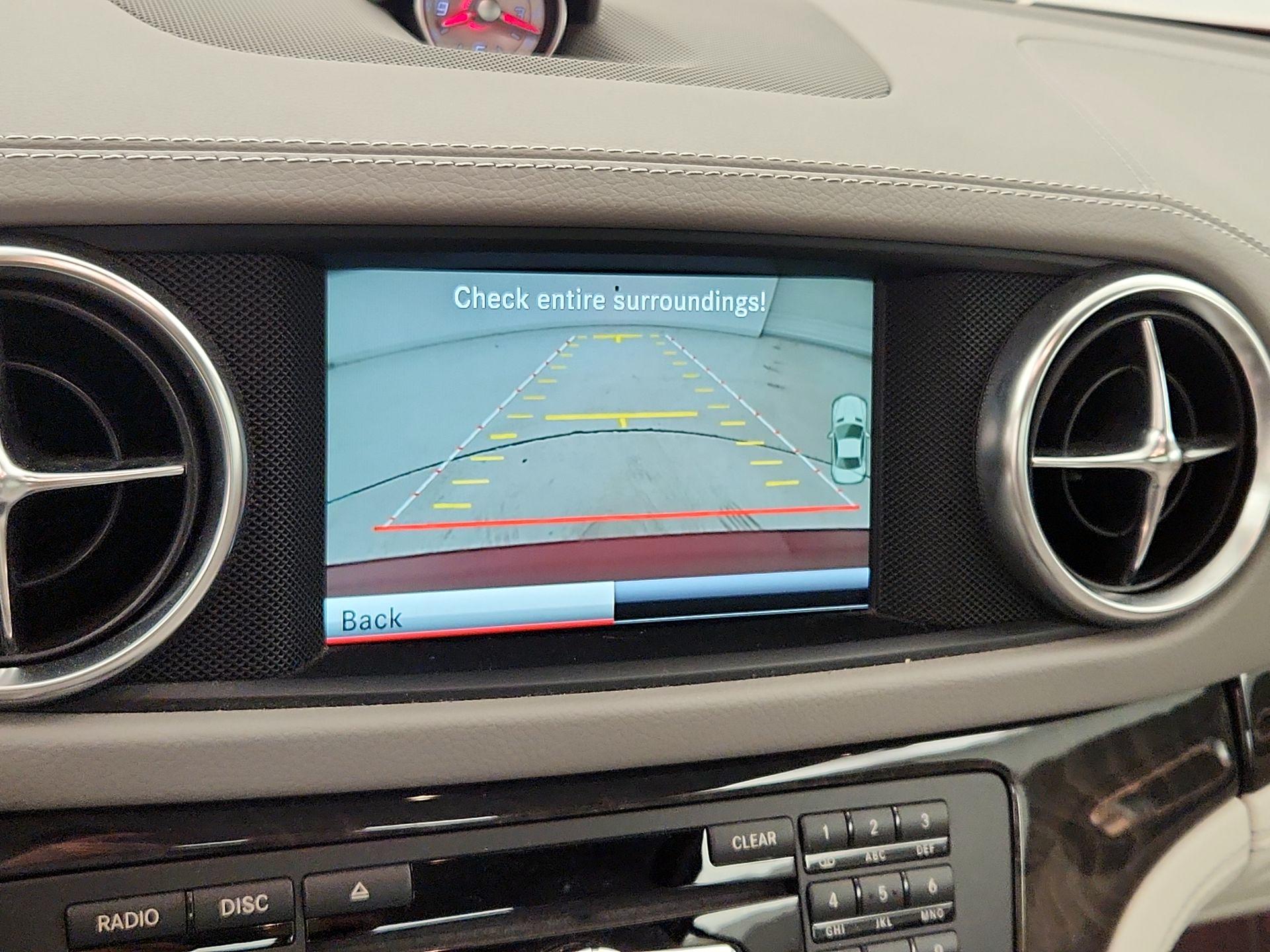 Thumbnail: 2015 Mercedes-Benz SL-Class - 15