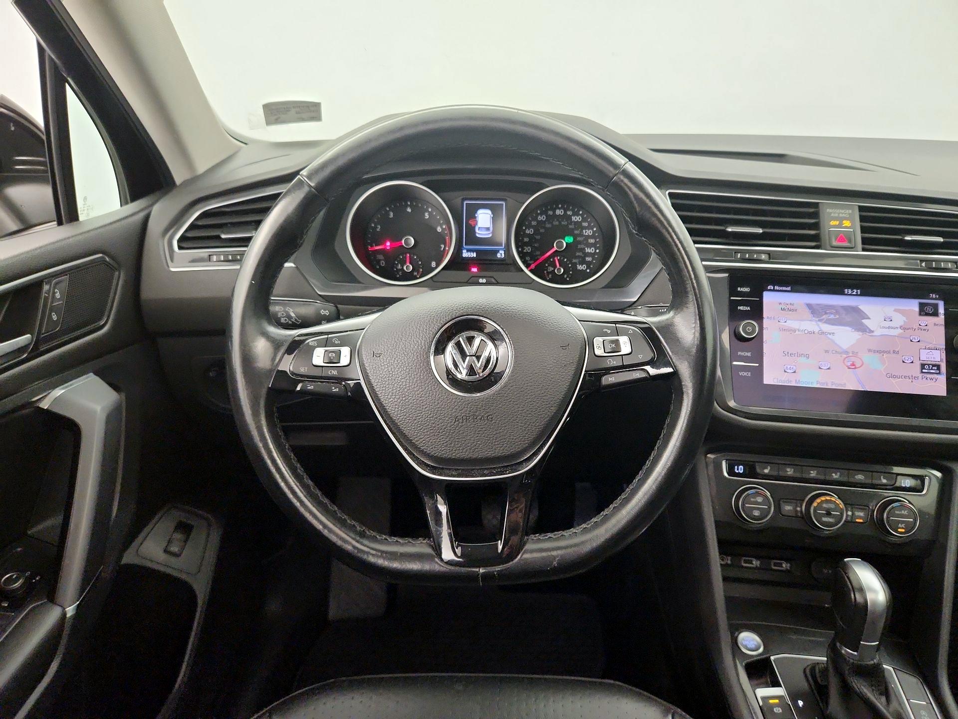 Thumbnail: 2018 Volkswagen Tiguan - 10