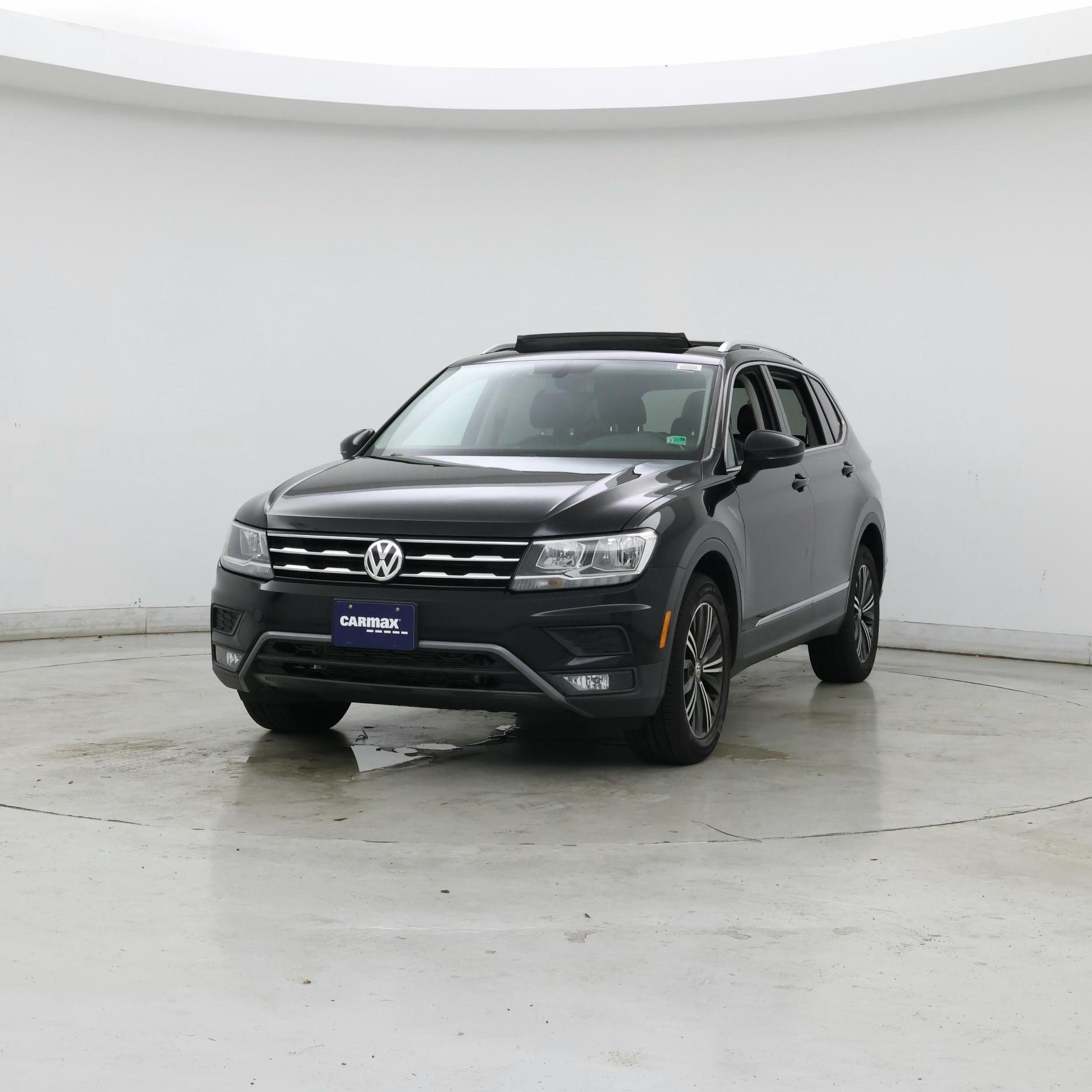 Thumbnail: 2018 Volkswagen Tiguan - 4