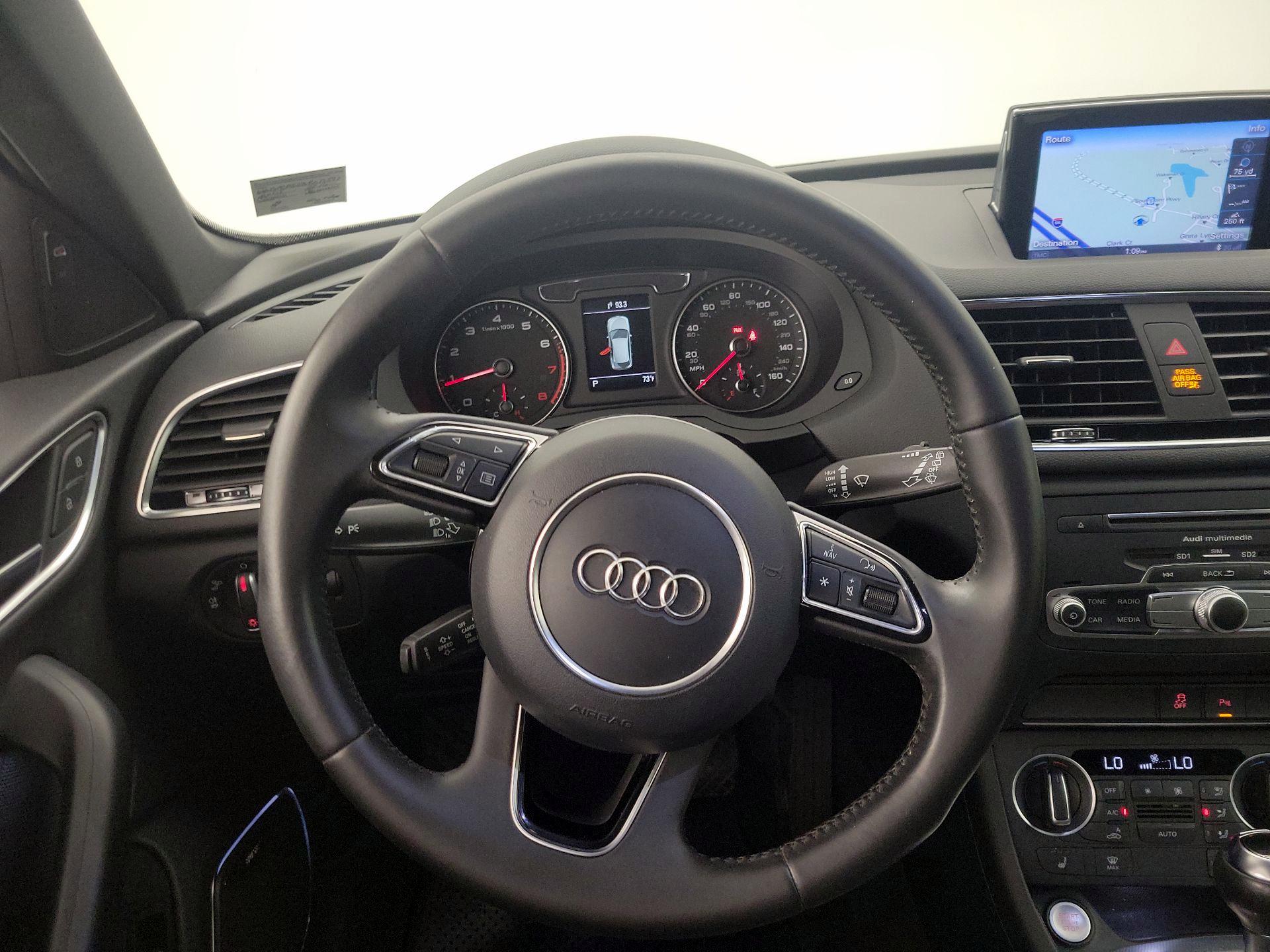 Thumbnail: 2016 Audi Q3 - 10