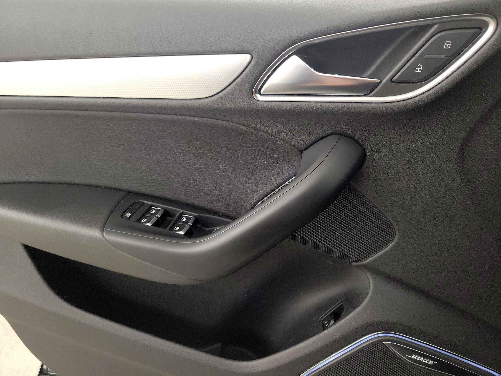 Thumbnail: 2016 Audi Q3 - 12