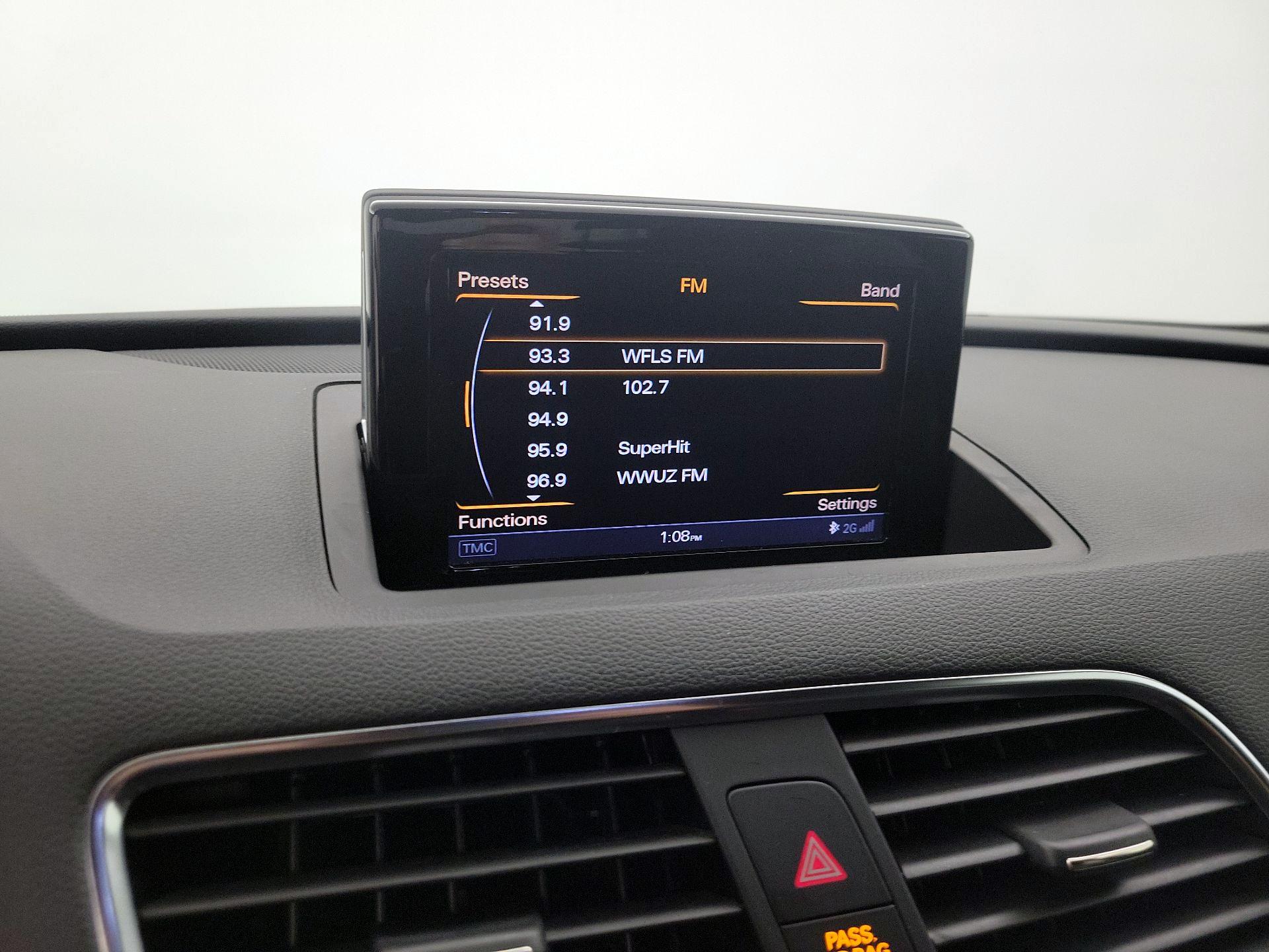 Thumbnail: 2016 Audi Q3 - 16