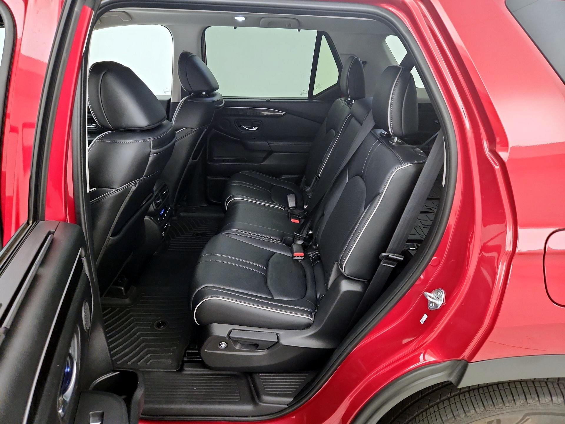 Thumbnail: 2023 Honda Pilot - 20