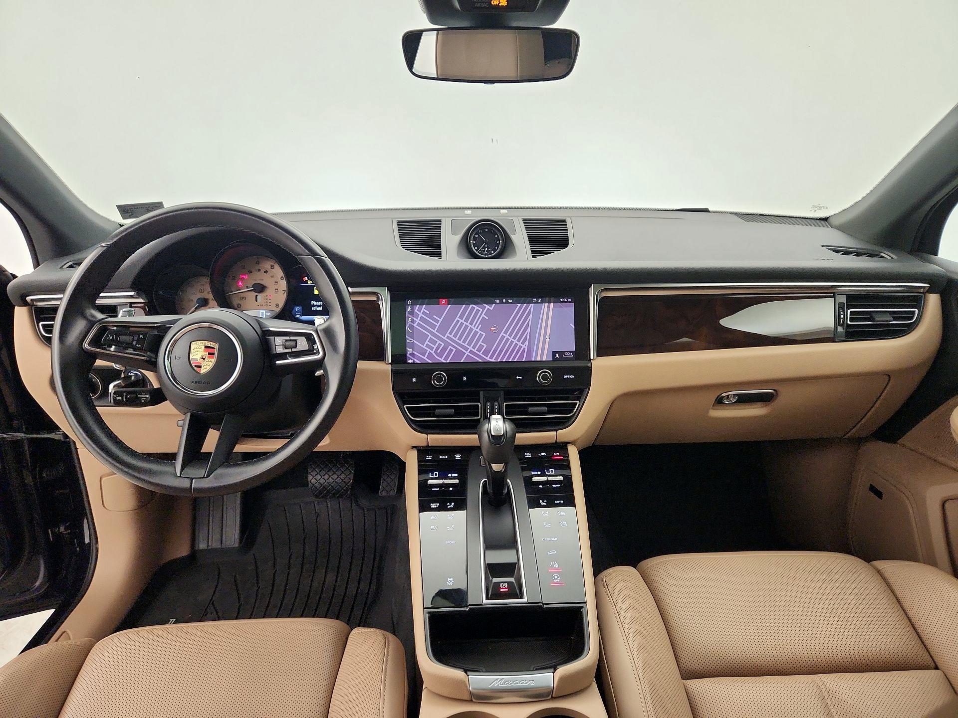 Thumbnail: 2023 Porsche Macan - 9