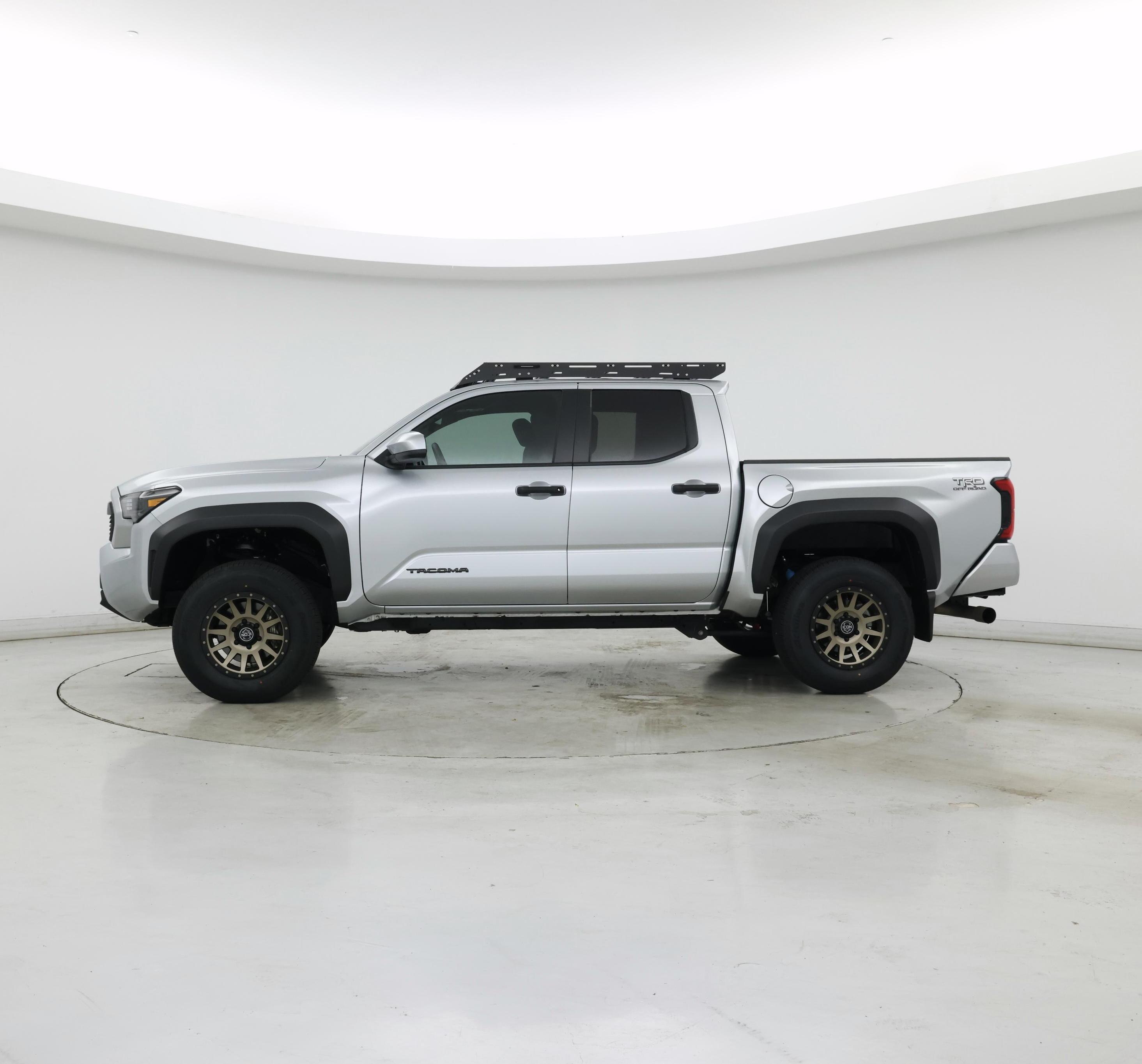 Thumbnail: 2024 Toyota Tacoma - 3
