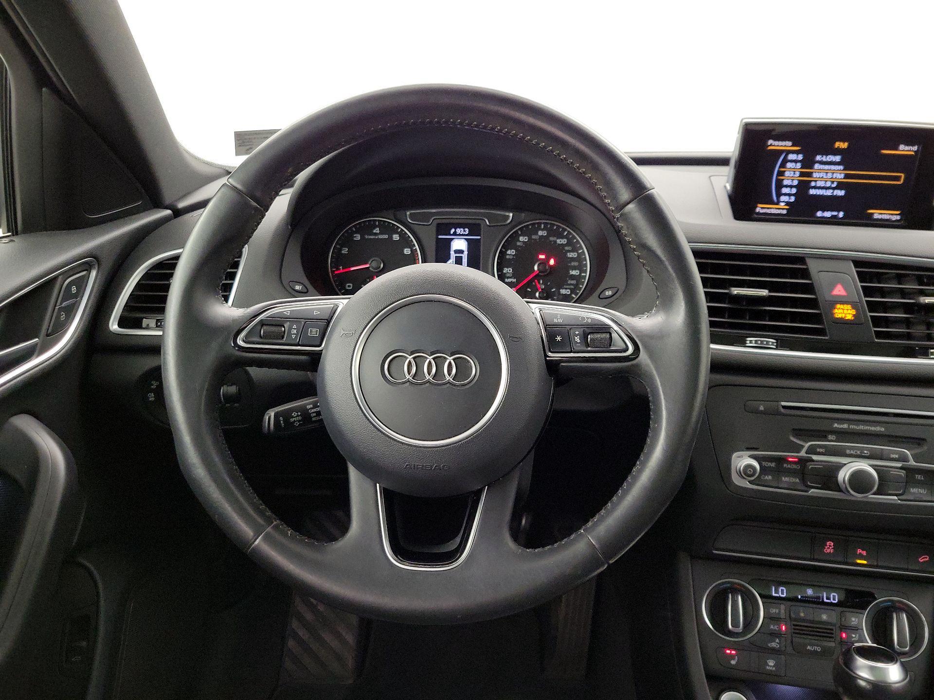 Thumbnail: 2016 Audi Q3 - 10