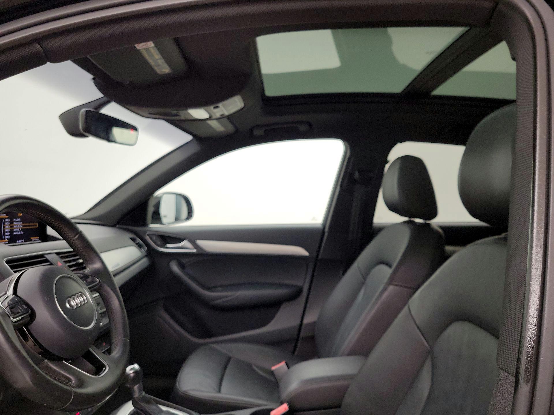 Thumbnail: 2016 Audi Q3 - 19
