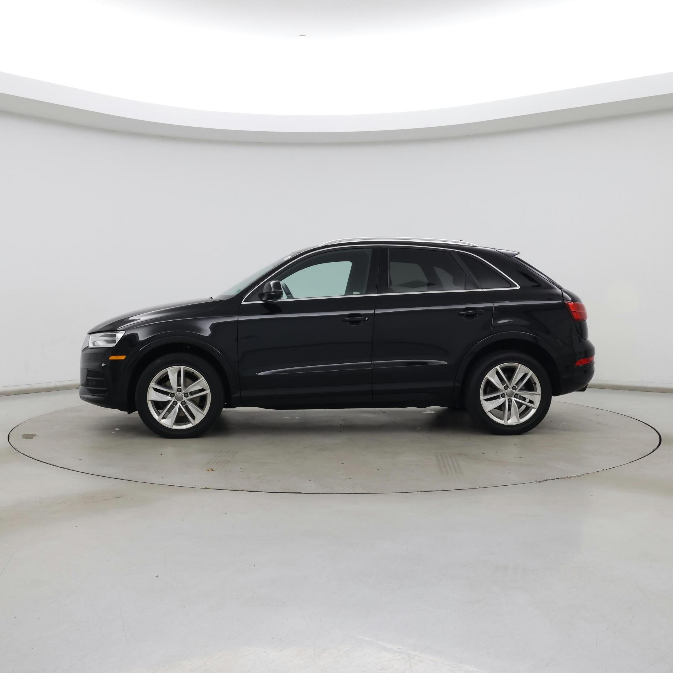 Thumbnail: 2016 Audi Q3 - 3