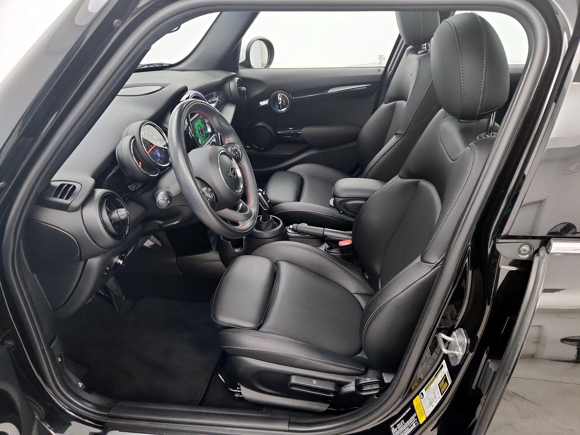Thumbnail: 2020 MINI Cooper Hardtop - 11