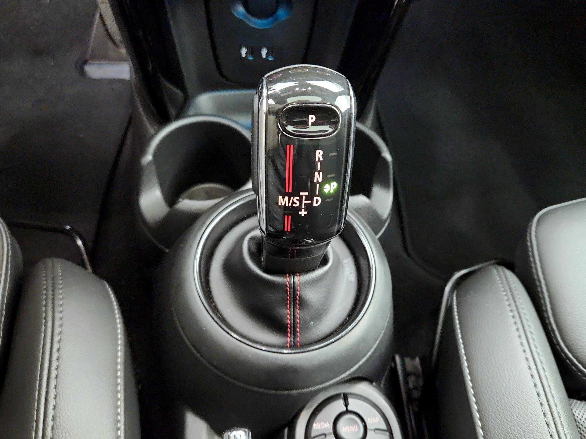 Thumbnail: 2020 MINI Cooper Hardtop - 18