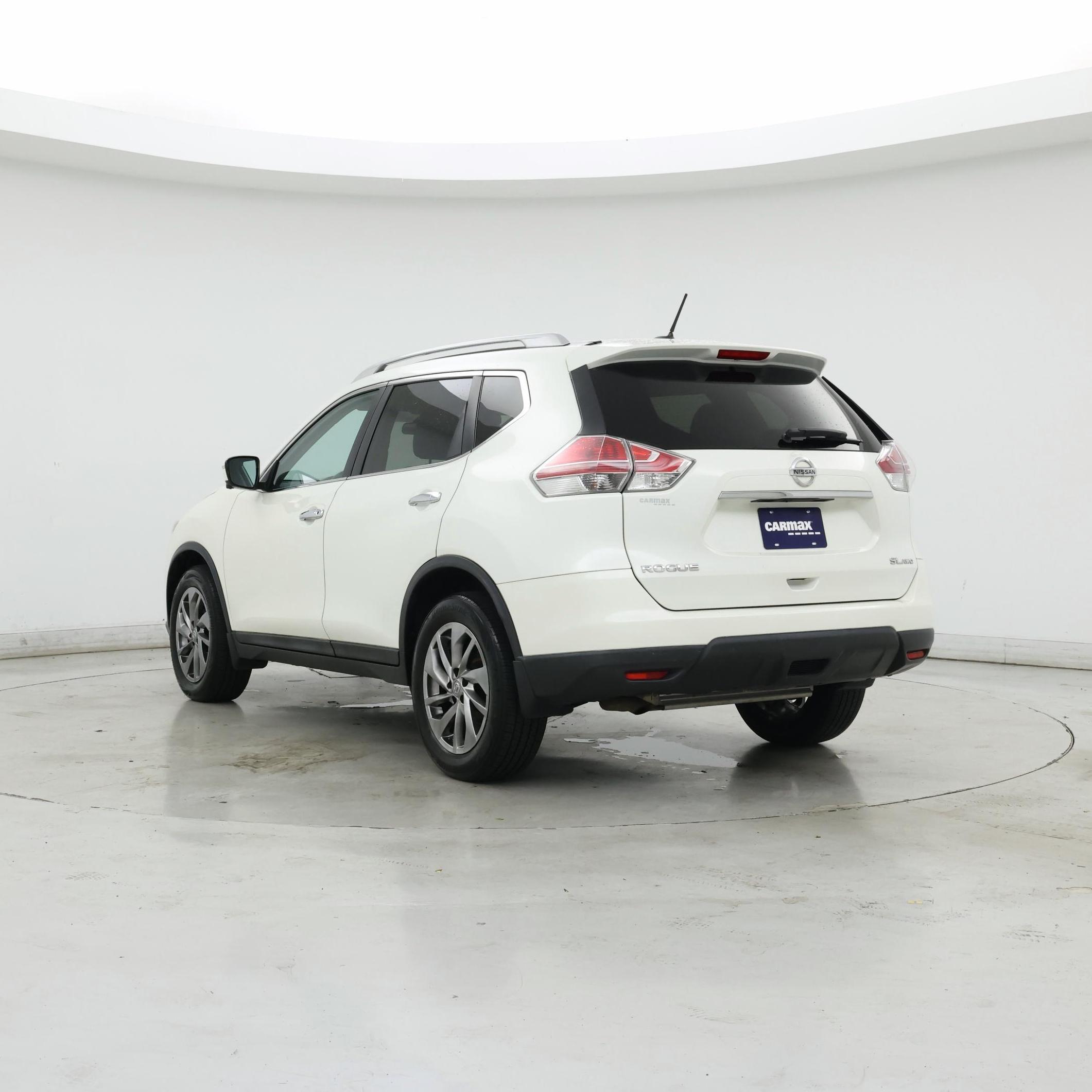 Thumbnail: 2015 Nissan Rogue - 2