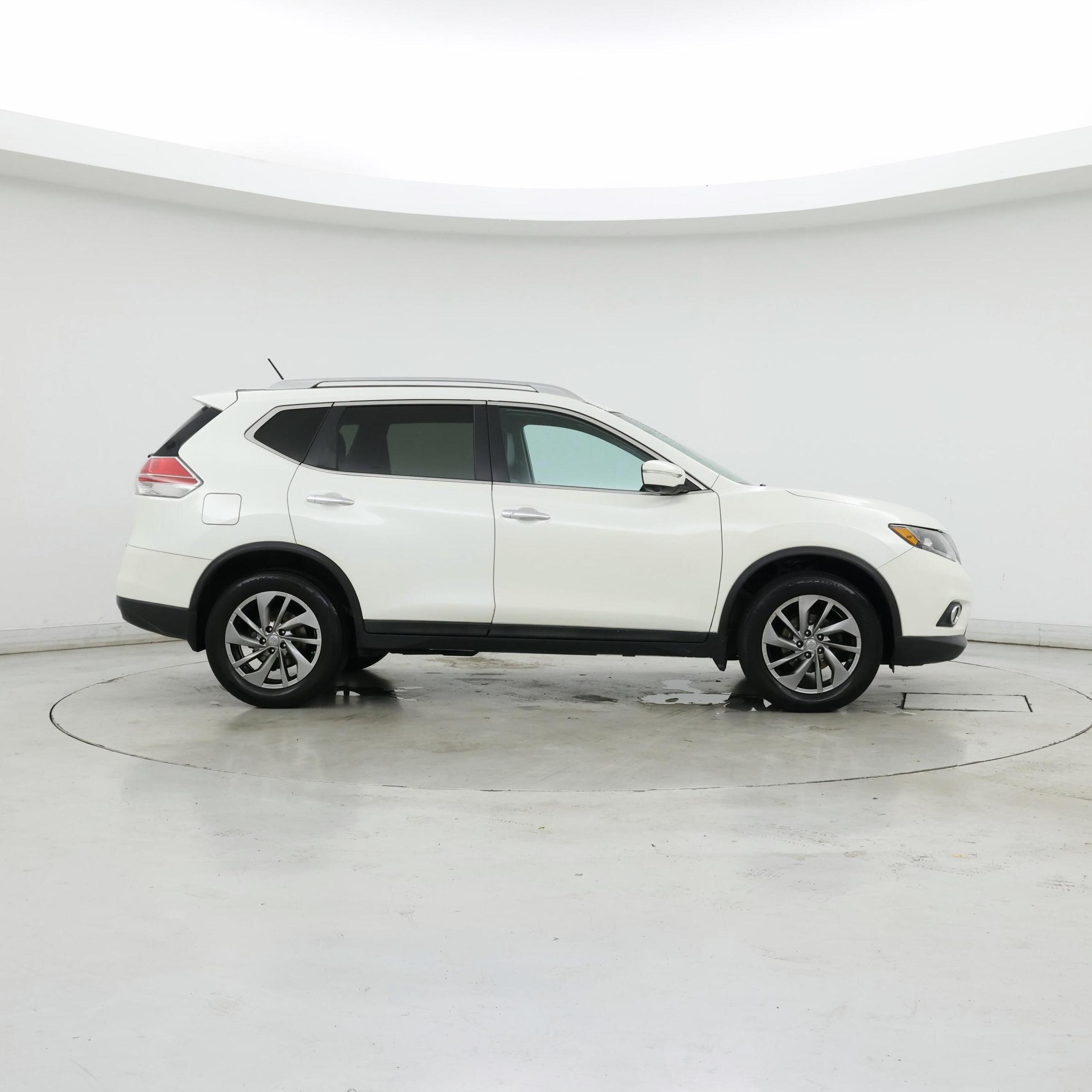 Thumbnail: 2015 Nissan Rogue - 7
