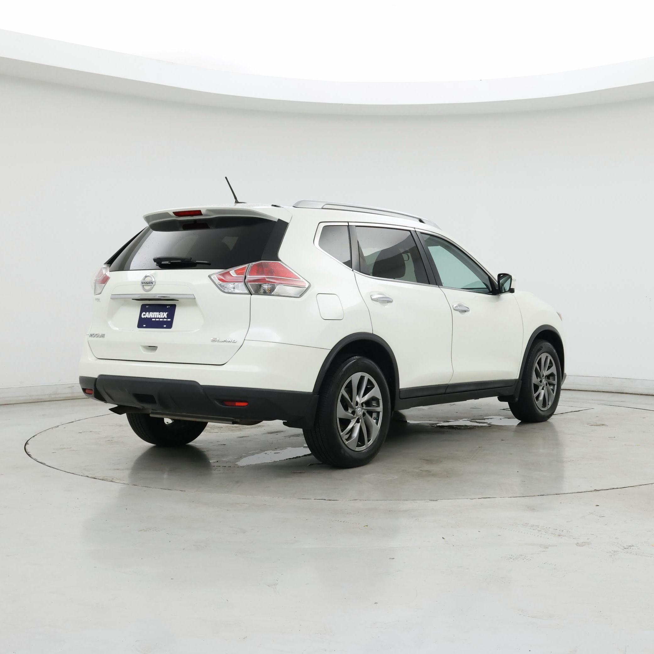 Thumbnail: 2015 Nissan Rogue - 8