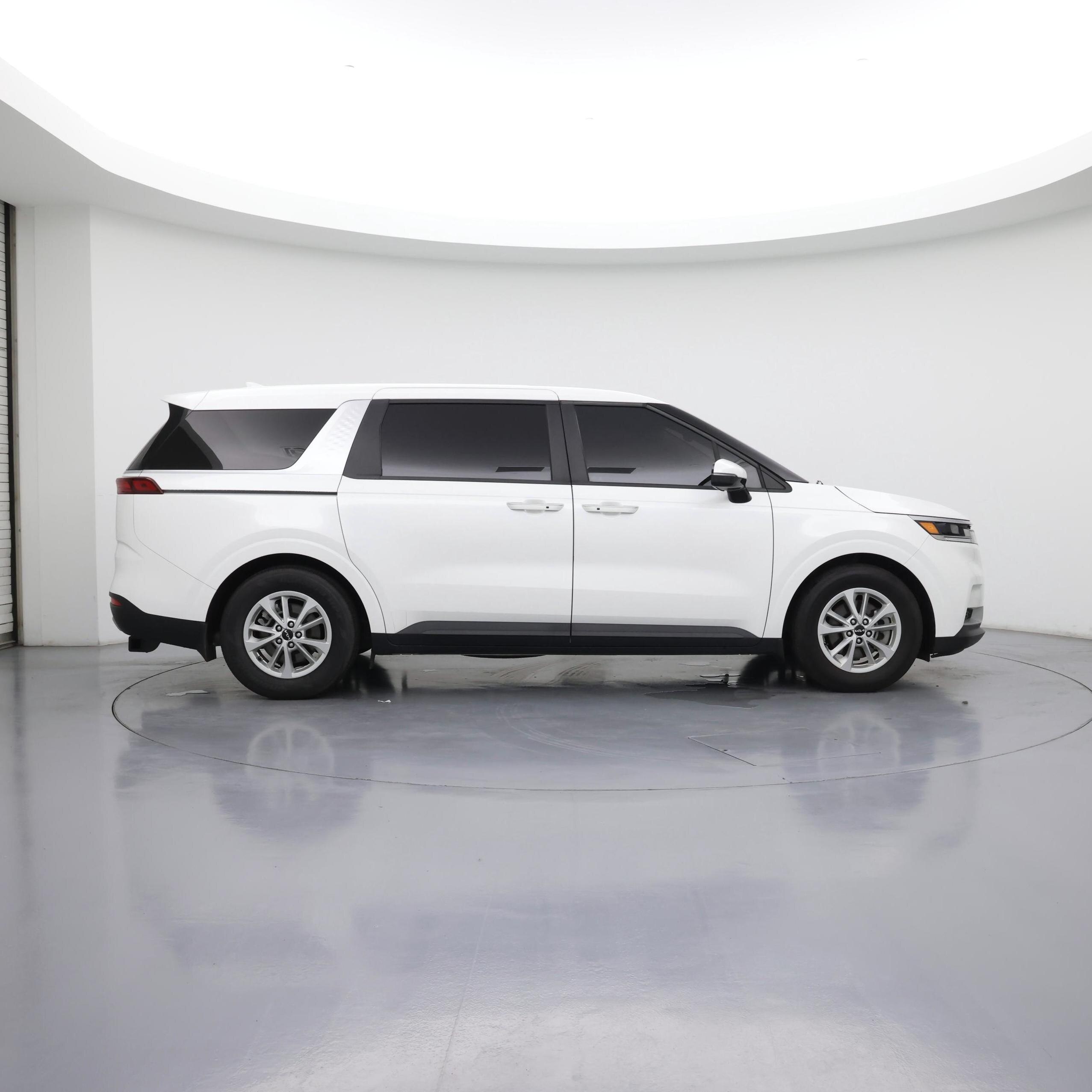 Thumbnail: 2024 Kia Carnival - 7