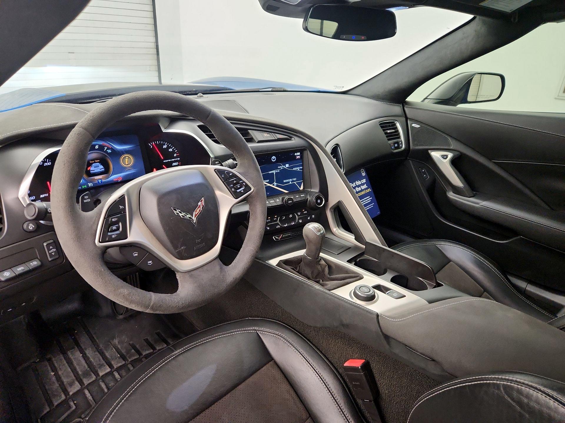 Thumbnail: 2014 Chevrolet Corvette - 9