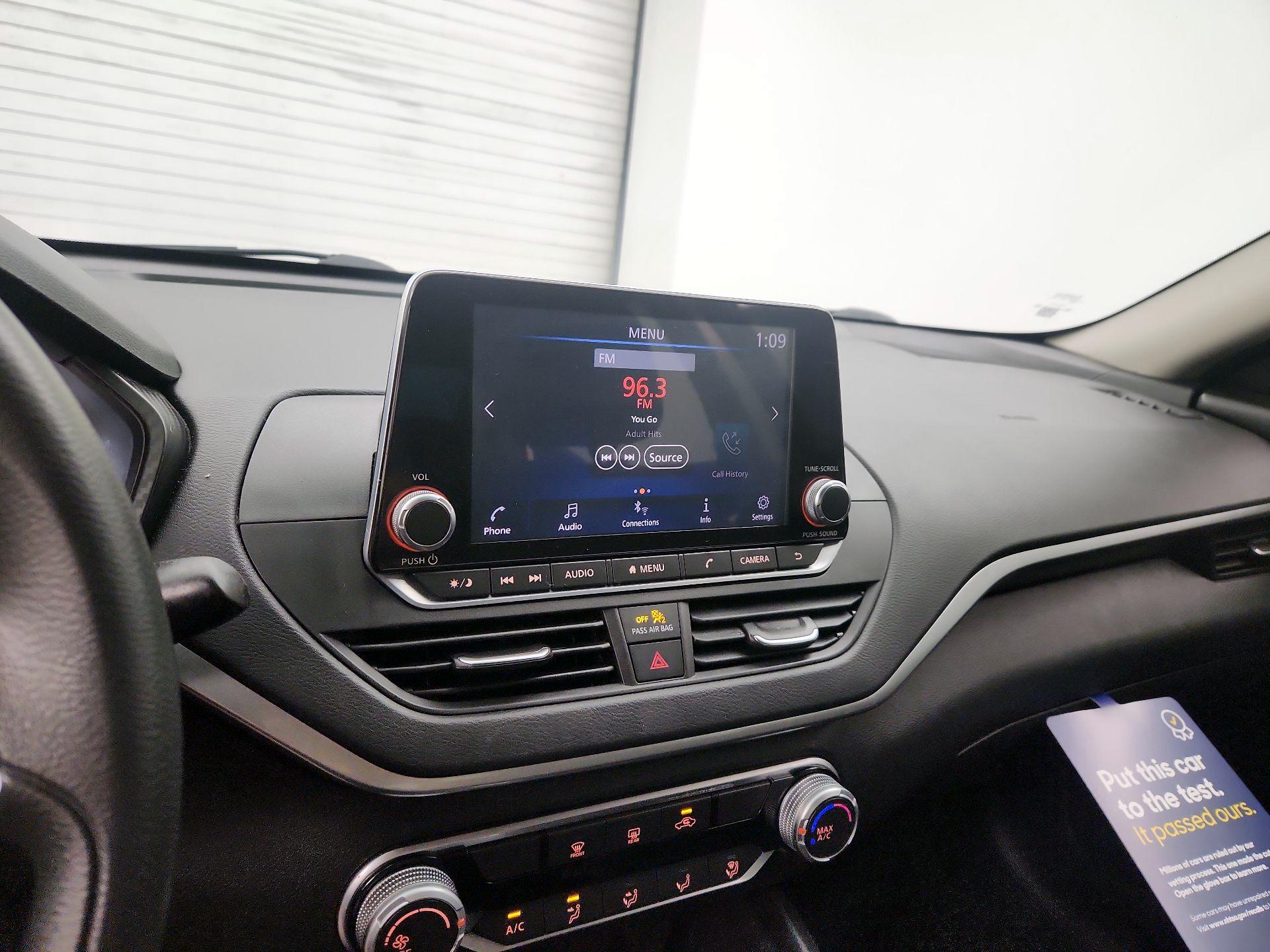 Thumbnail: 2020 Nissan Altima - 15