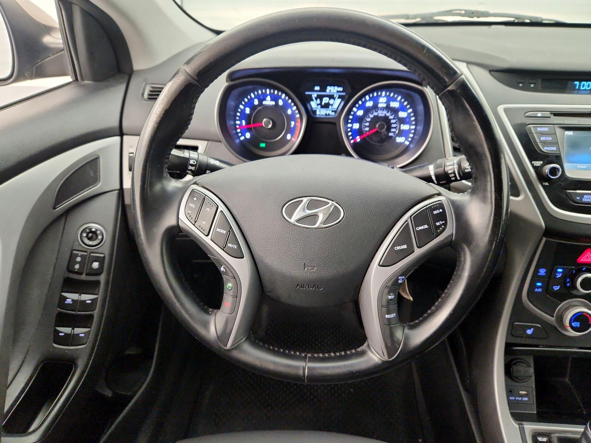 Thumbnail: 2015 Hyundai Elantra - 10