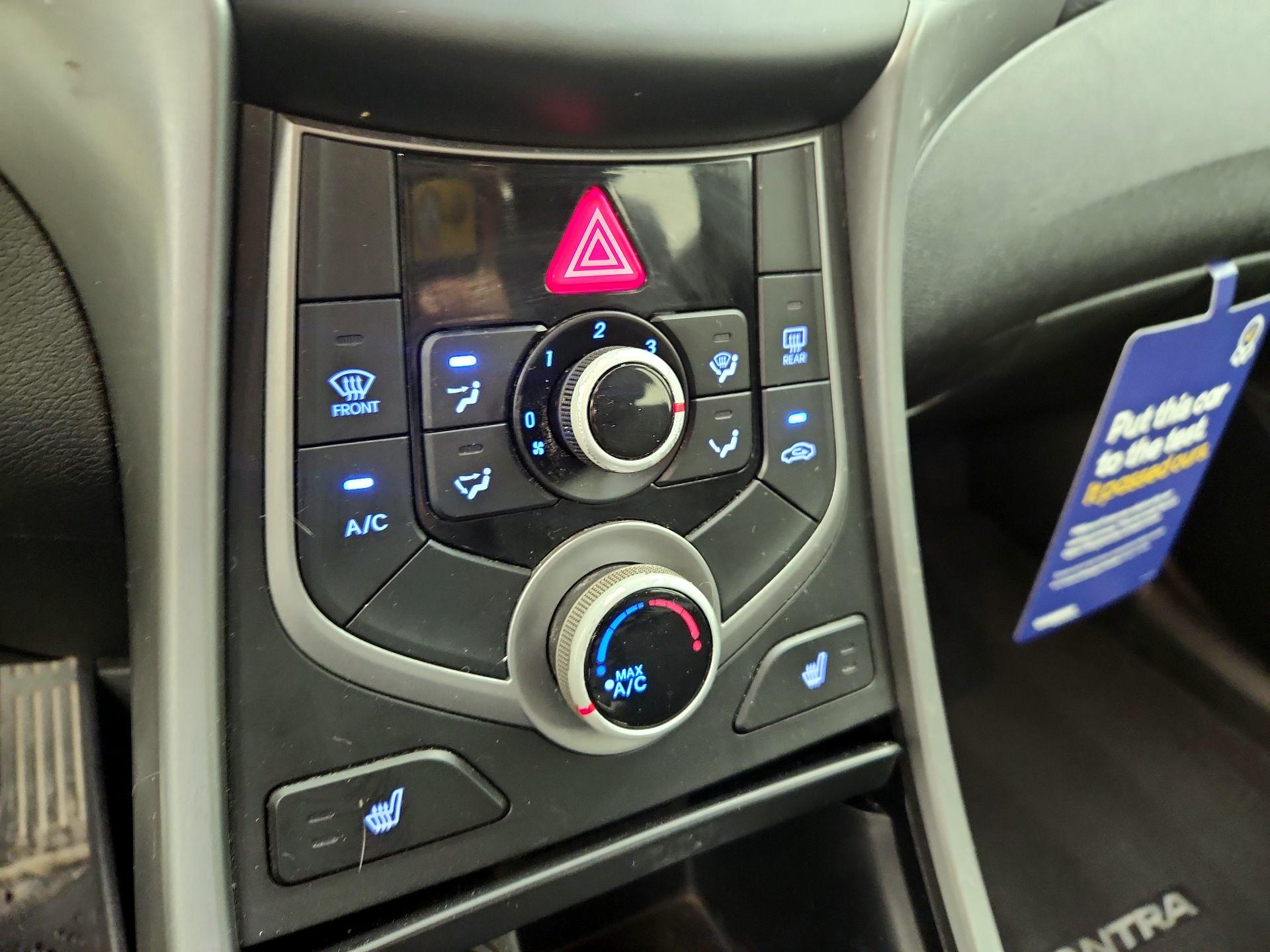 Thumbnail: 2015 Hyundai Elantra - 16
