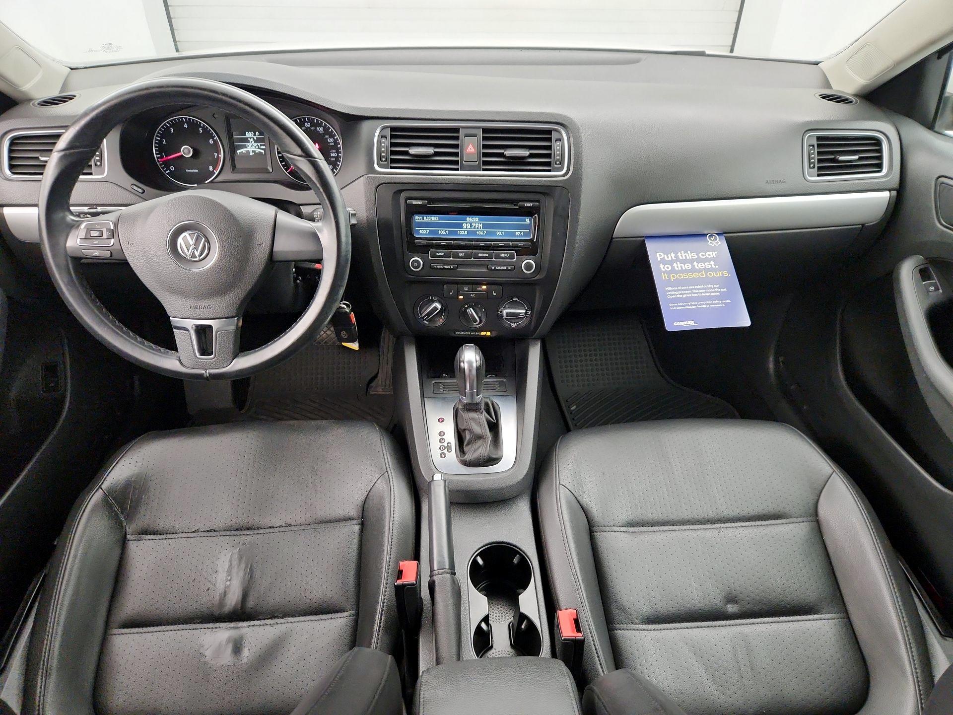 Thumbnail: 2014 Volkswagen Jetta - 9