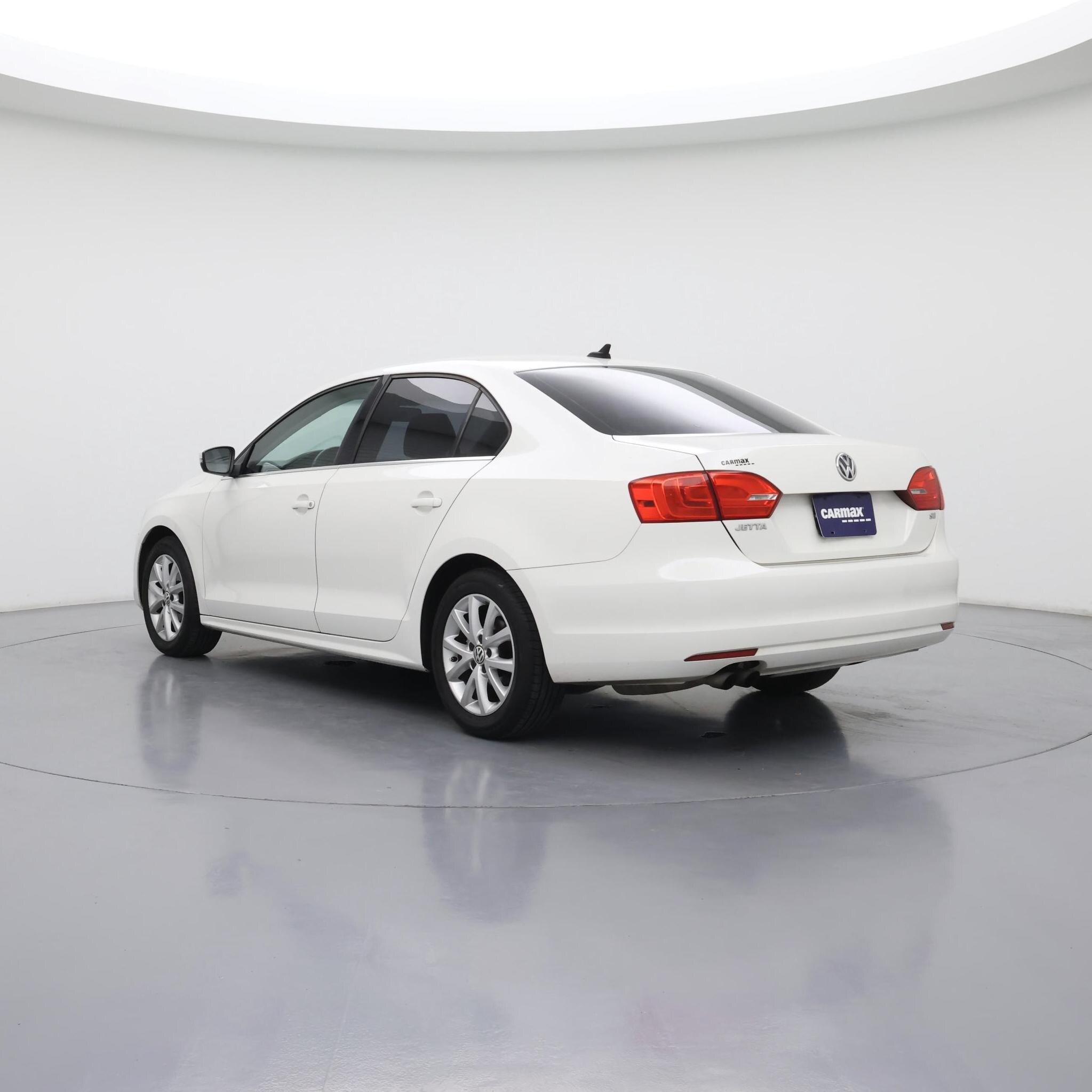 Thumbnail: 2014 Volkswagen Jetta - 2