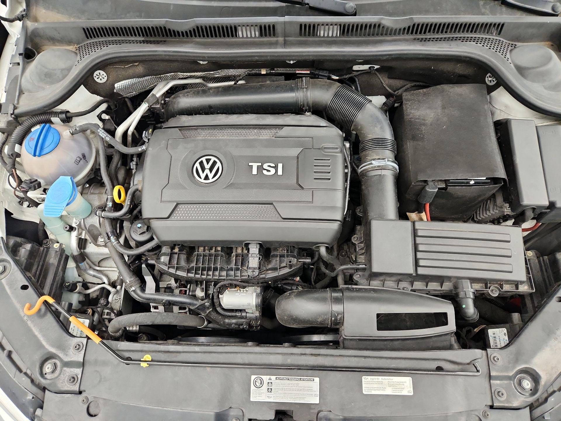 Thumbnail: 2014 Volkswagen Jetta - 20