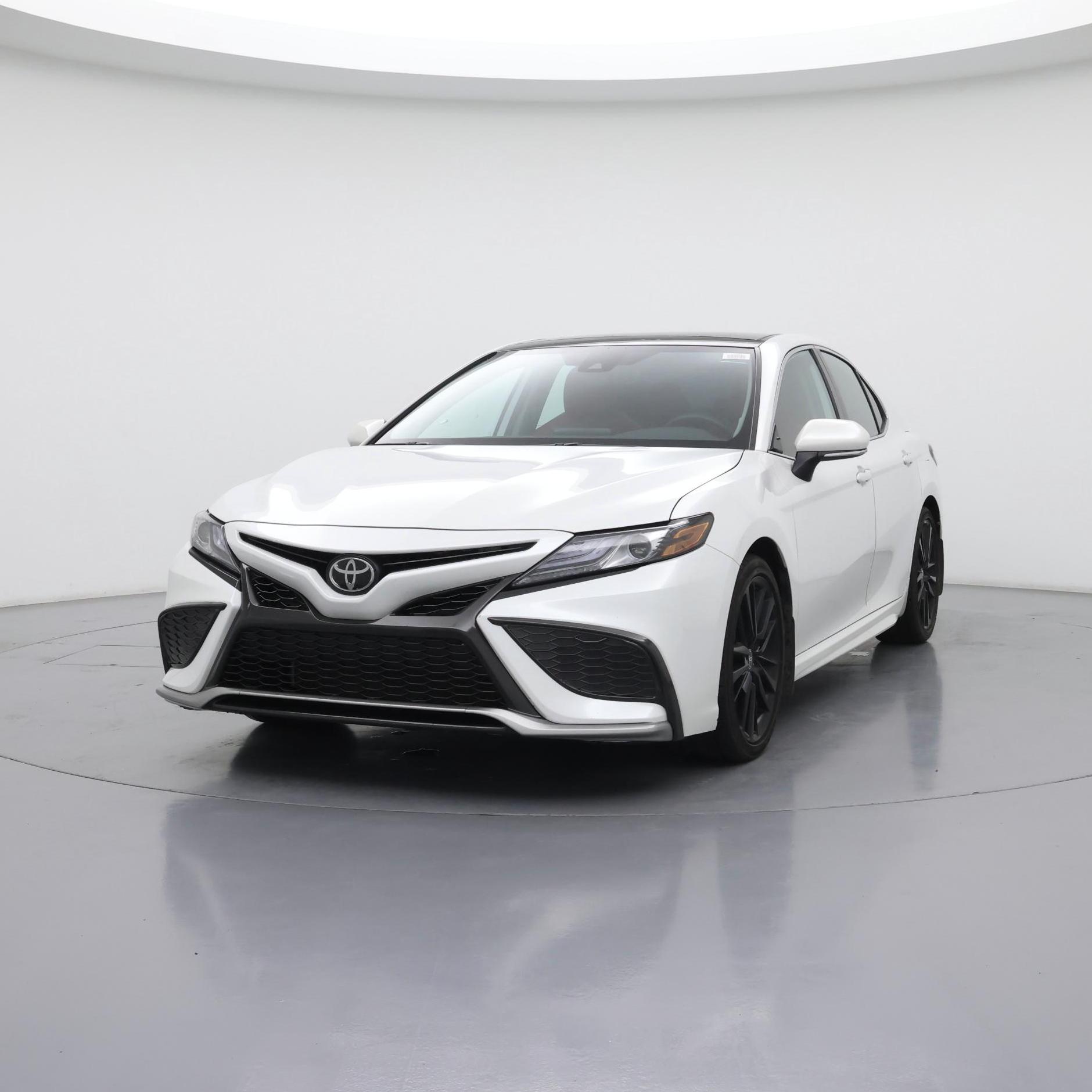 Thumbnail: 2022 Toyota Camry - 4