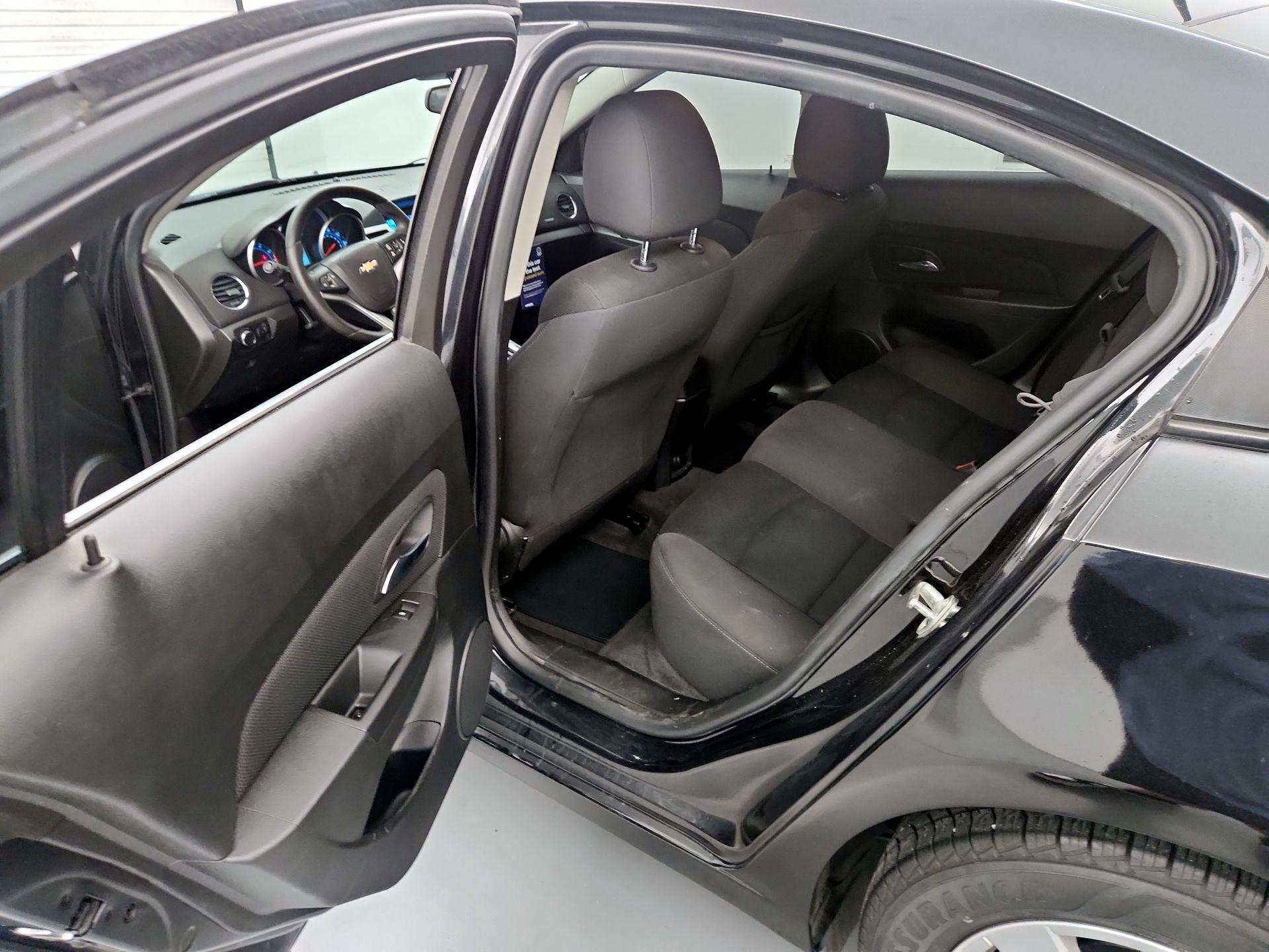 Thumbnail: 2014 Chevrolet Cruze - 18