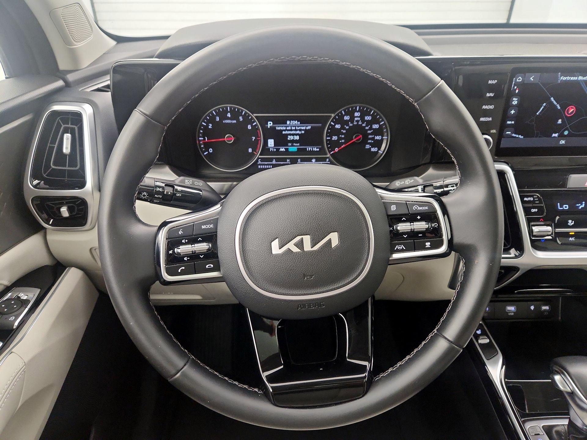 Thumbnail: 2022 Kia Sorento - 10
