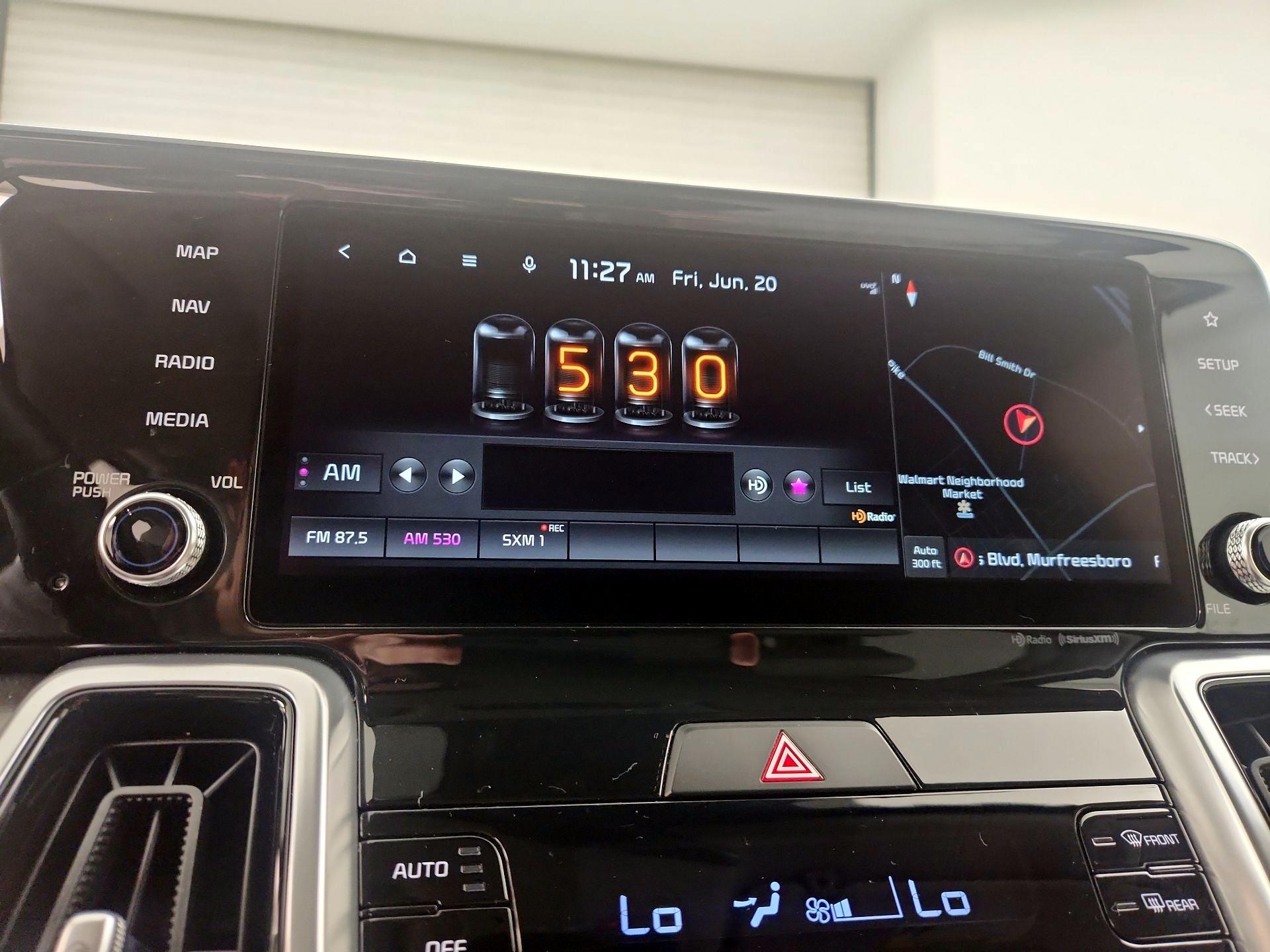 Thumbnail: 2022 Kia Sorento - 16