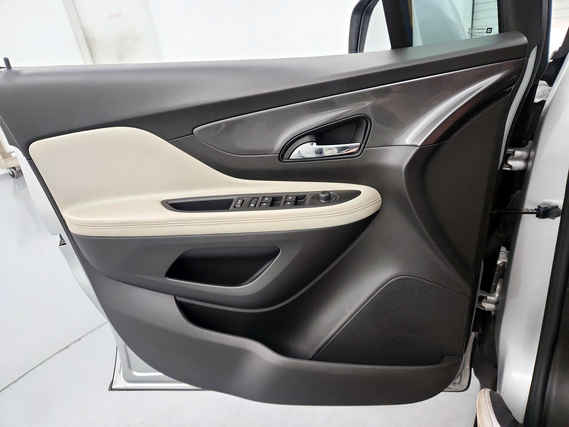 Thumbnail: 2021 Buick Encore - 12