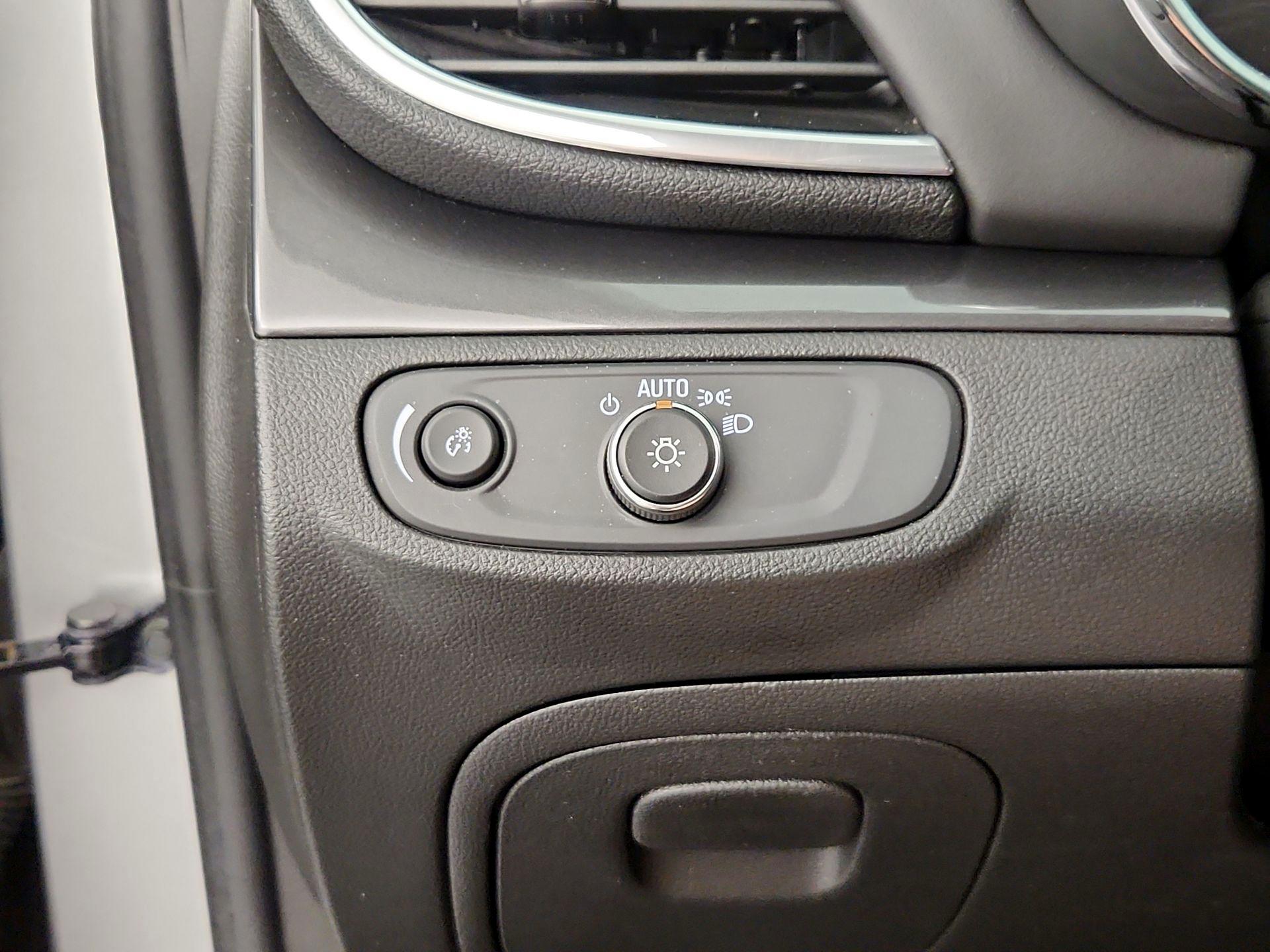 Thumbnail: 2021 Buick Encore - 13