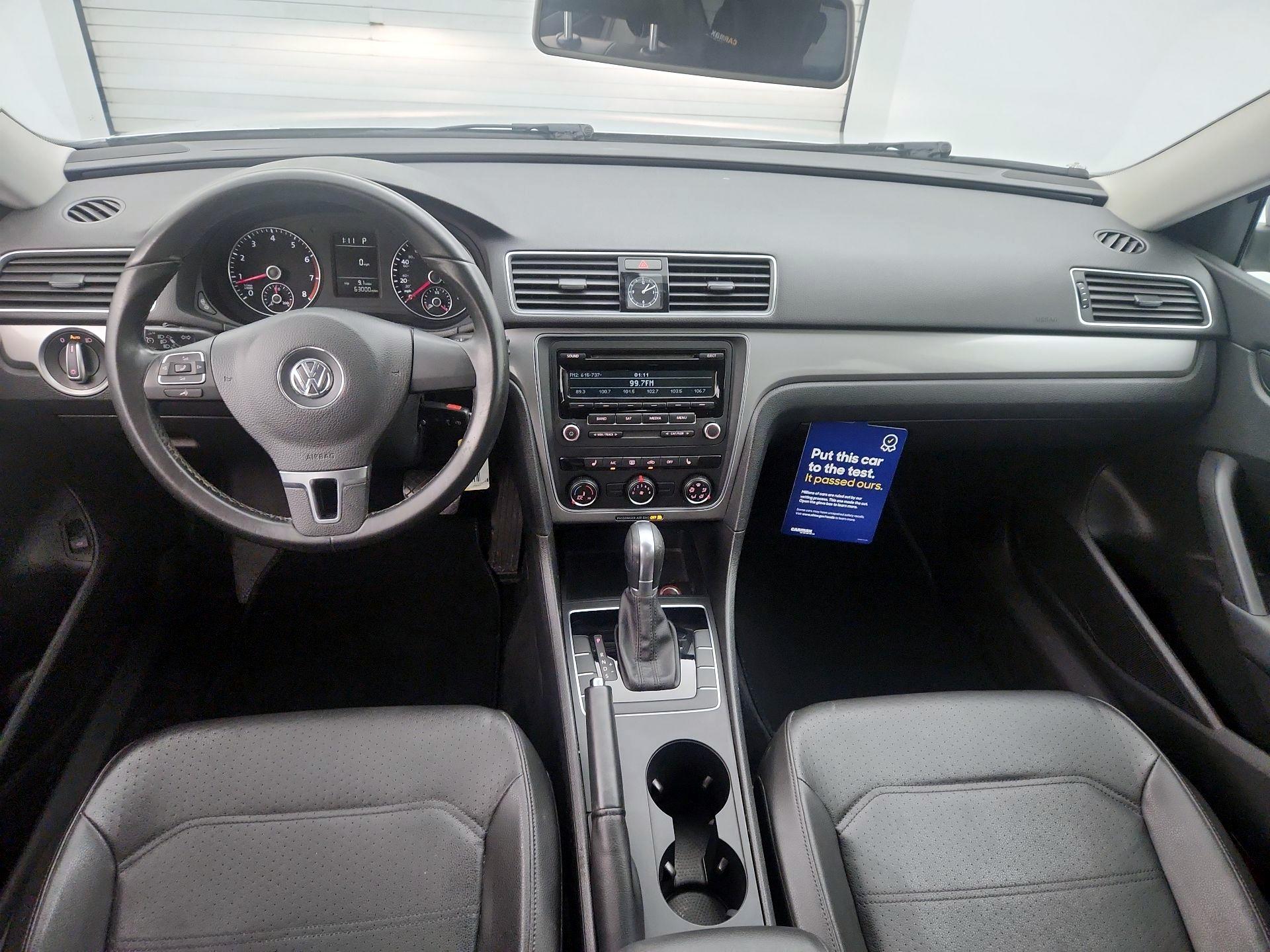 Thumbnail: 2015 Volkswagen Passat - 9