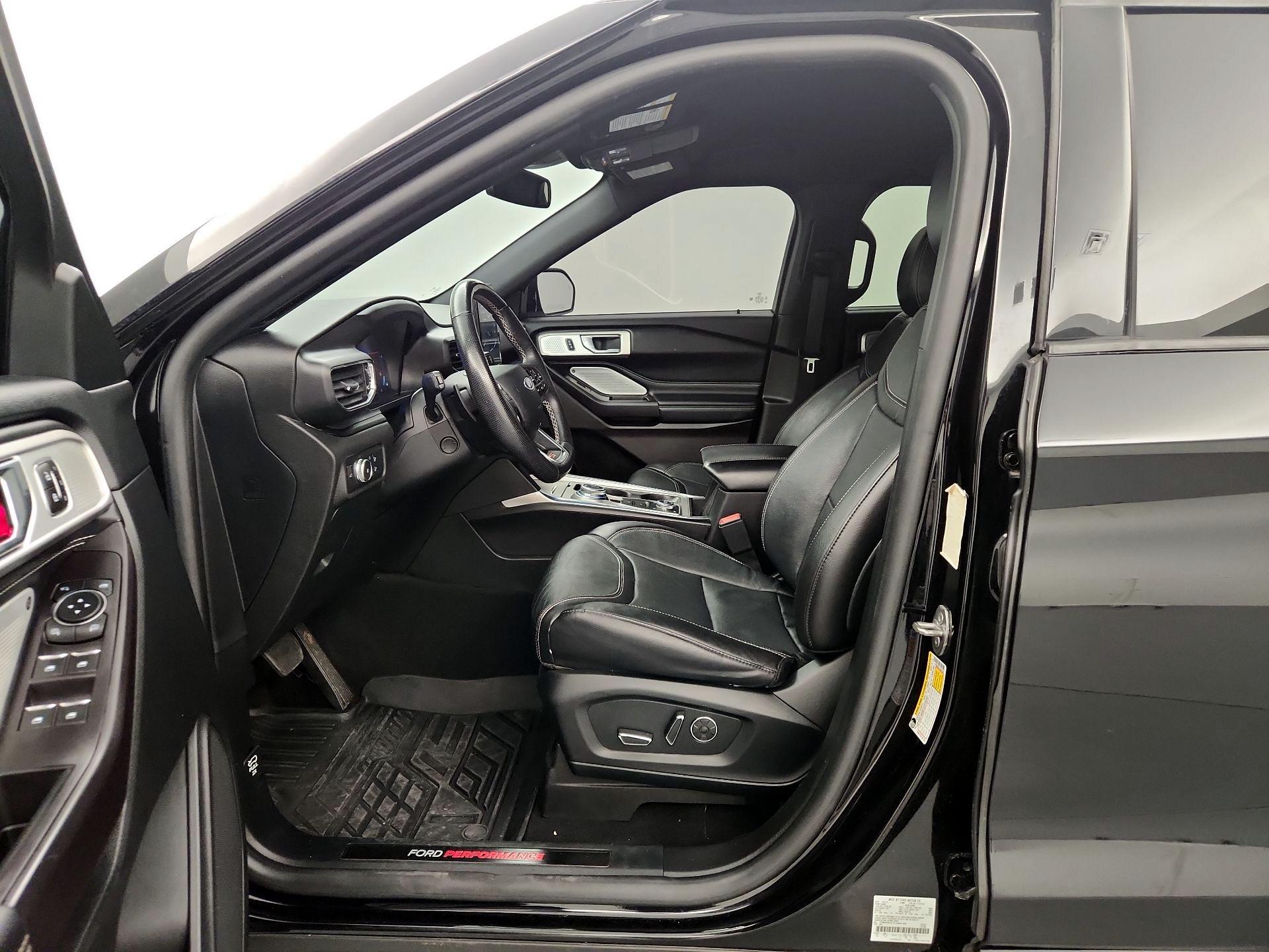 Thumbnail: 2020 Ford Explorer - 11