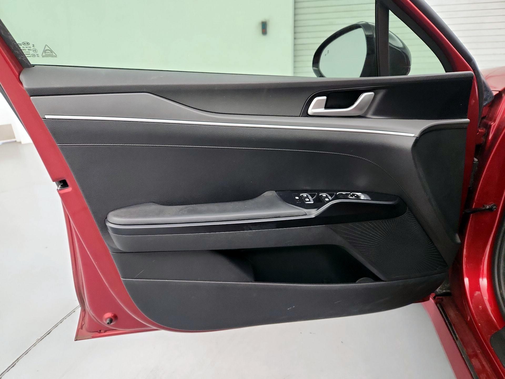 Thumbnail: 2021 Kia K5 - 12