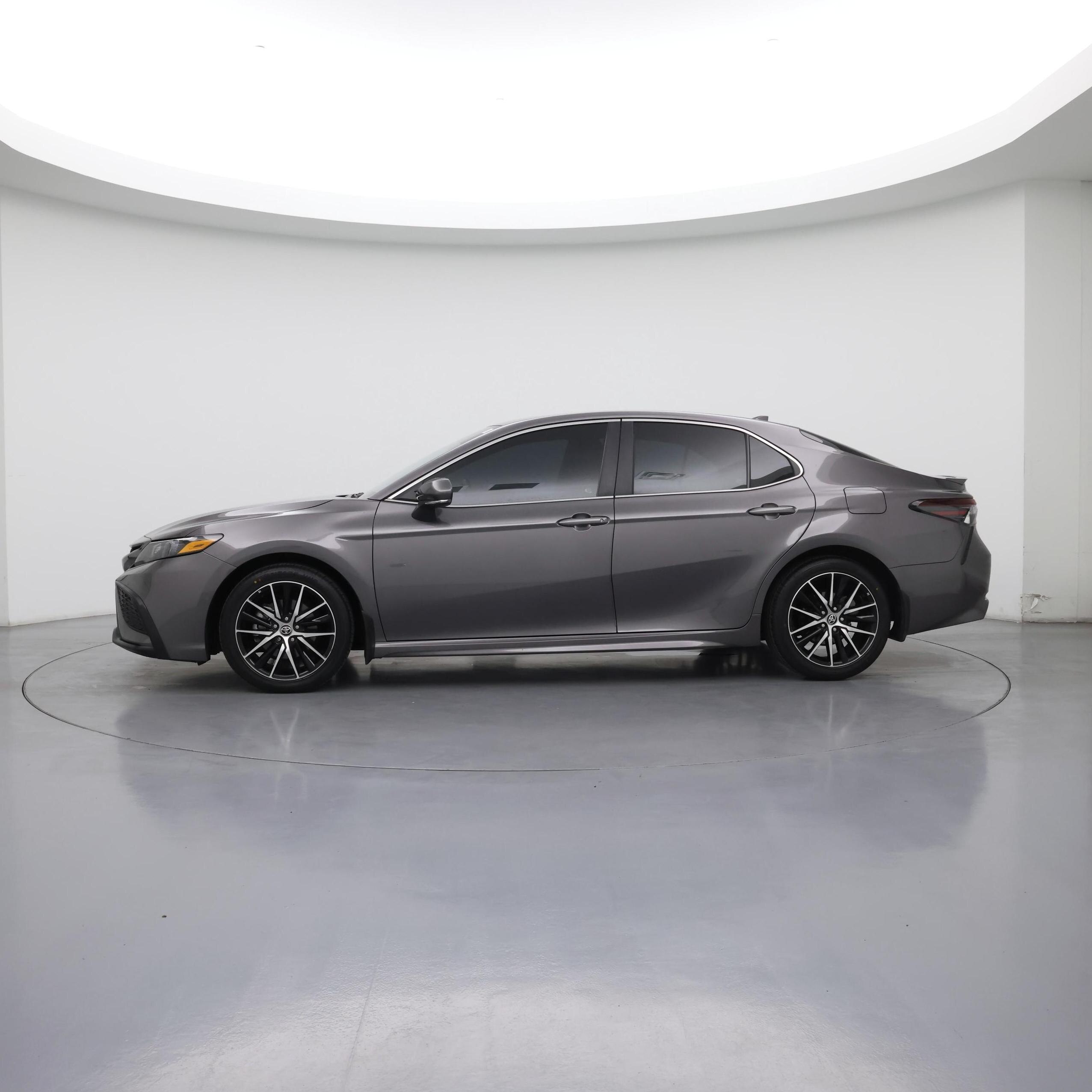 Thumbnail: 2023 Toyota Camry - 3